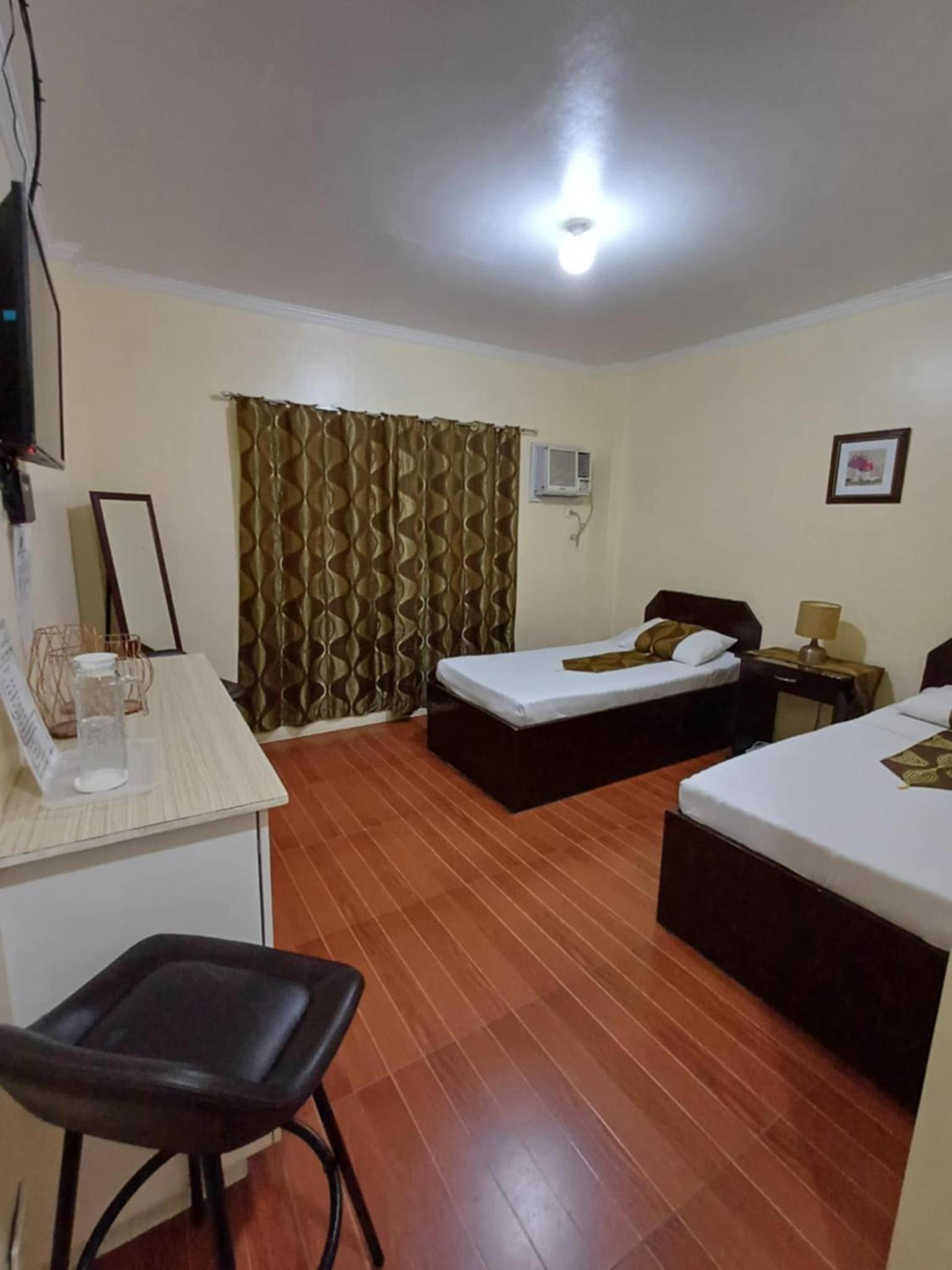Deluxe Double or Twin Room photo 2