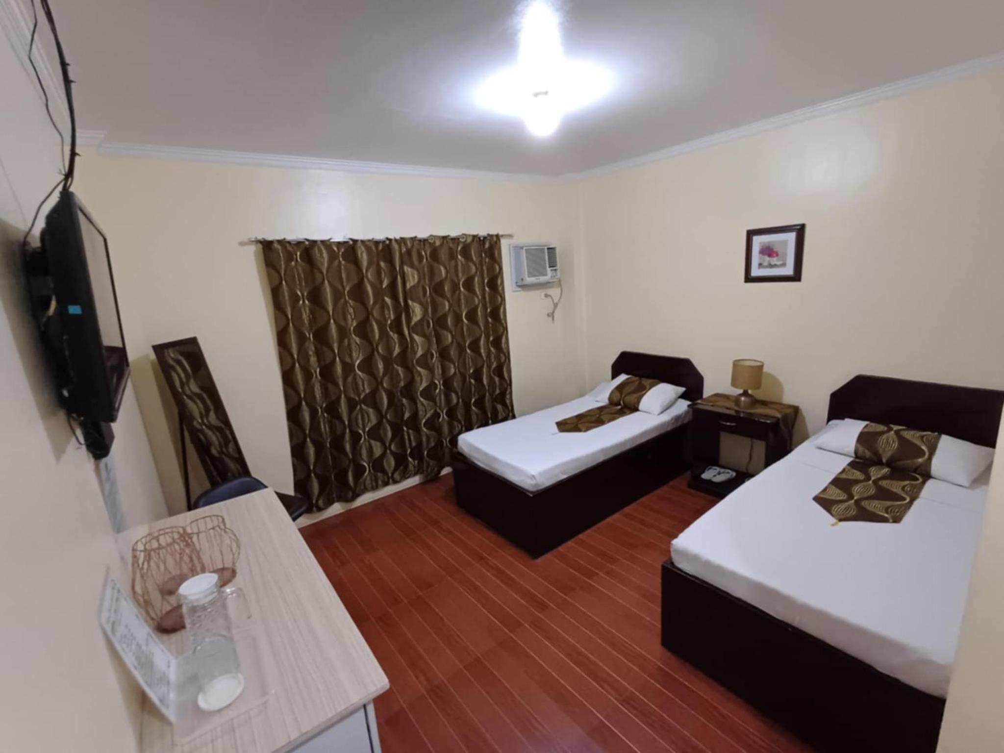 Deluxe Double or Twin Room photo 3
