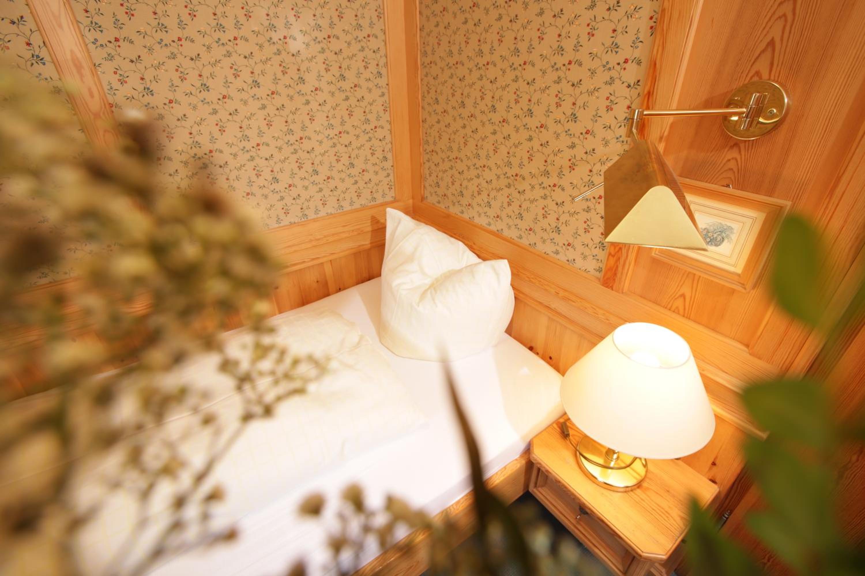 Single Room photo 2