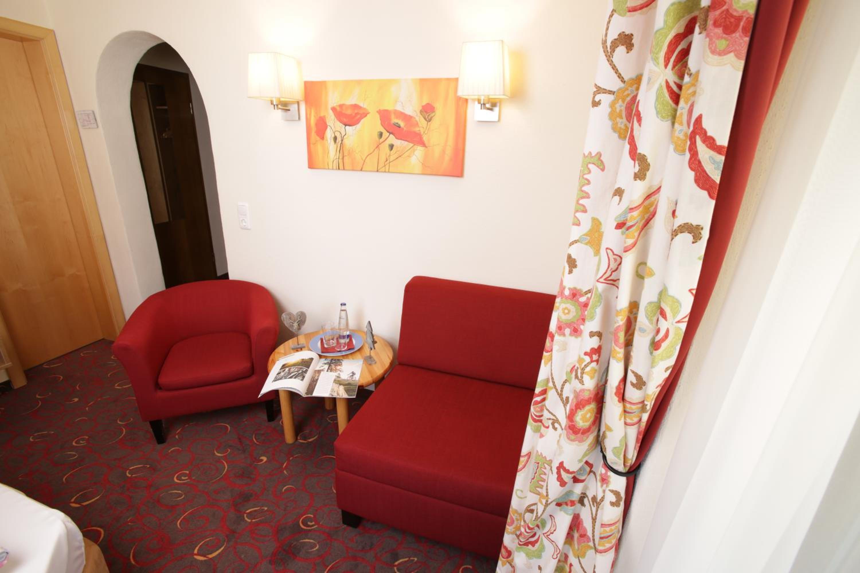 Double Room - Photo 10
