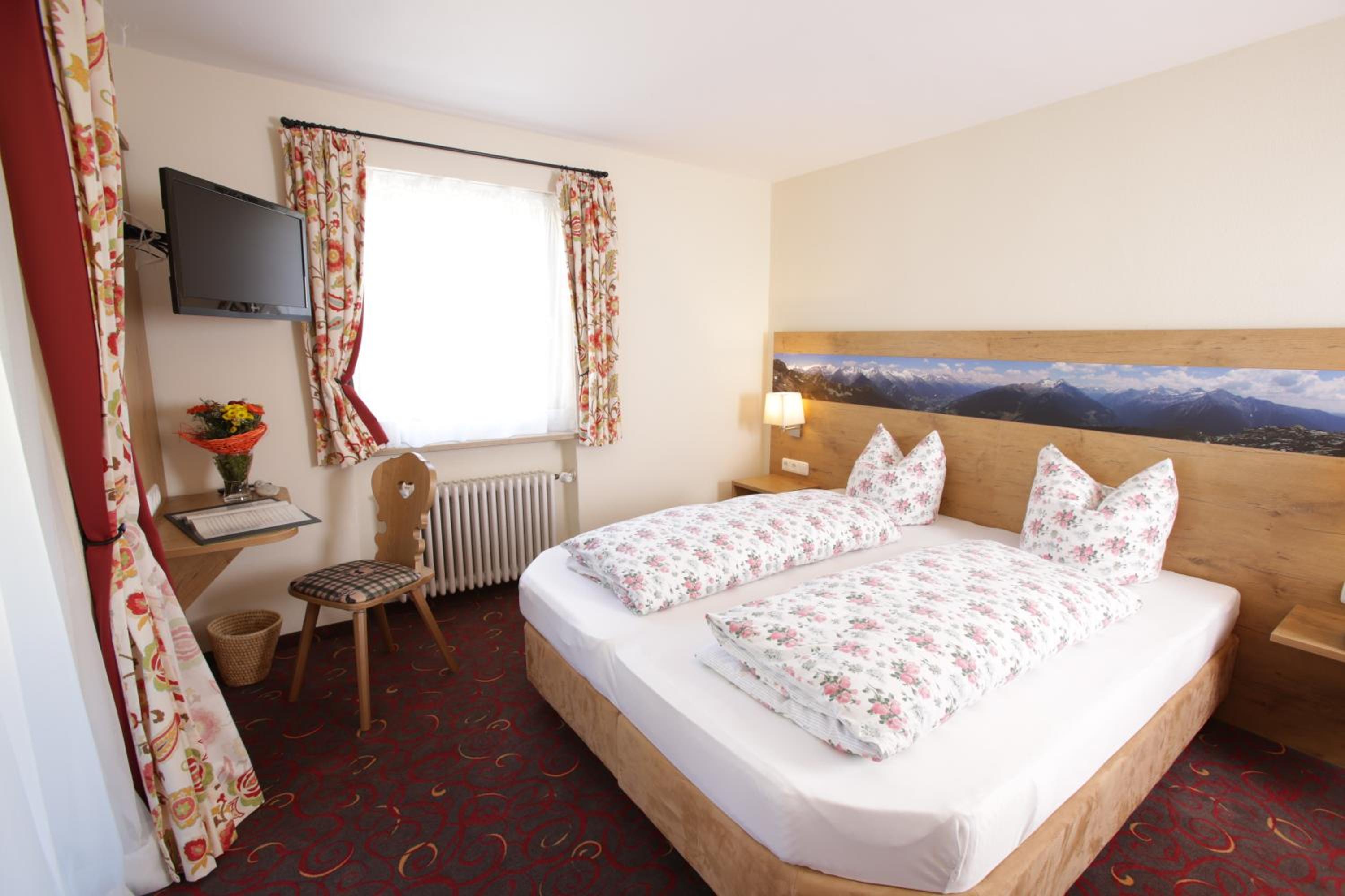 Double Room - Photo 11