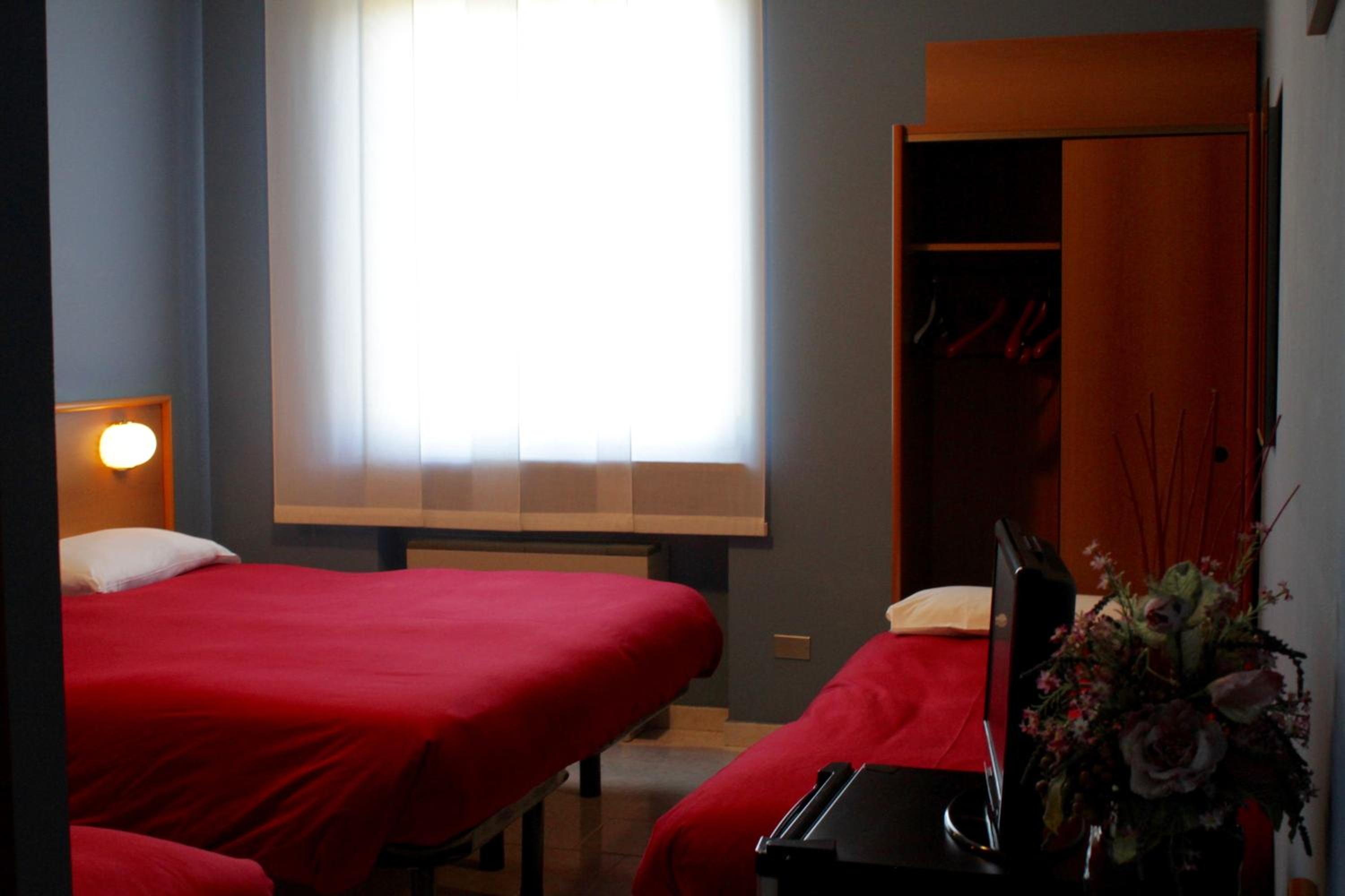Quadruple Room with View photo 3