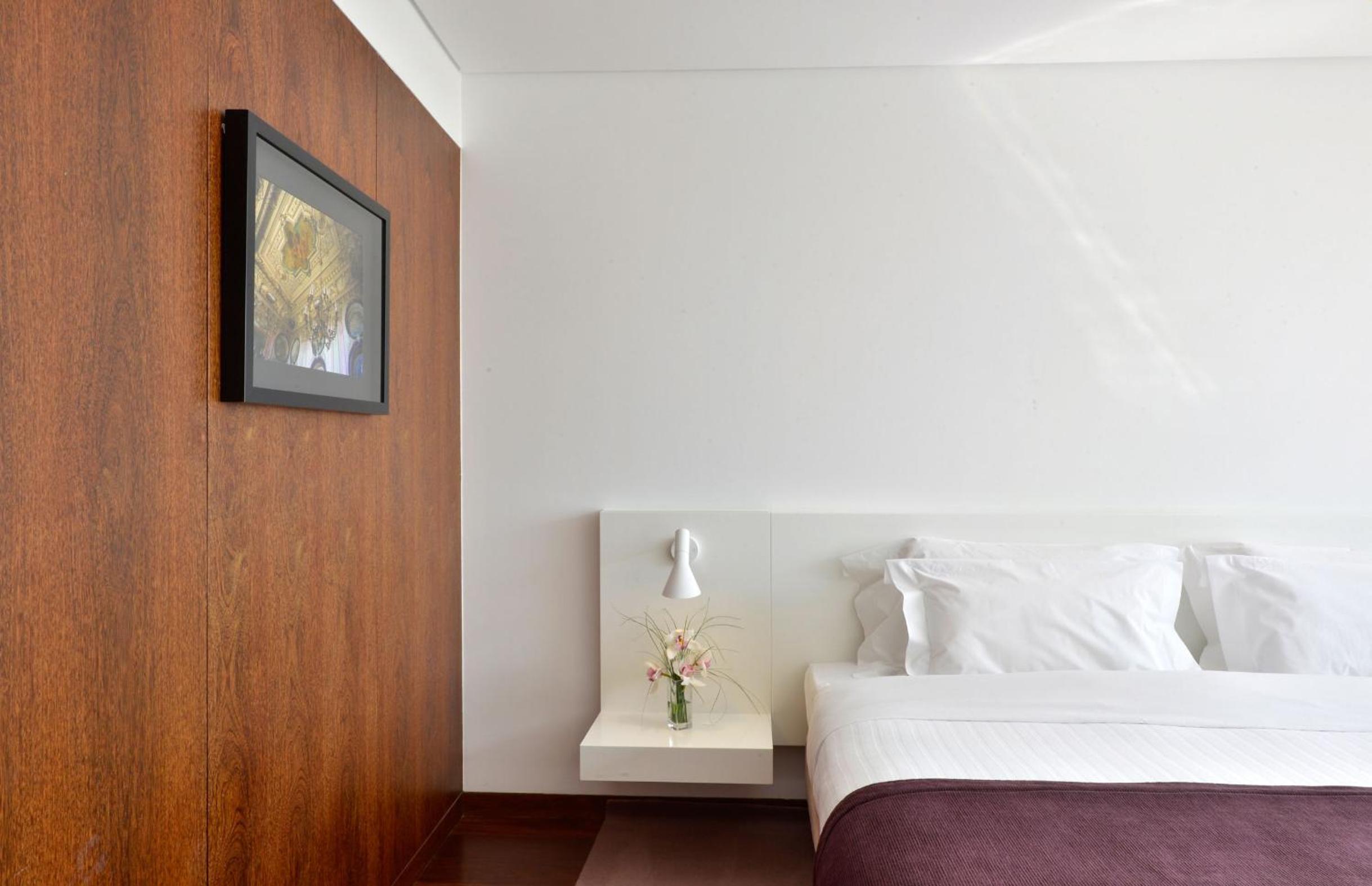 Classic Double or Twin Room - Photo 14