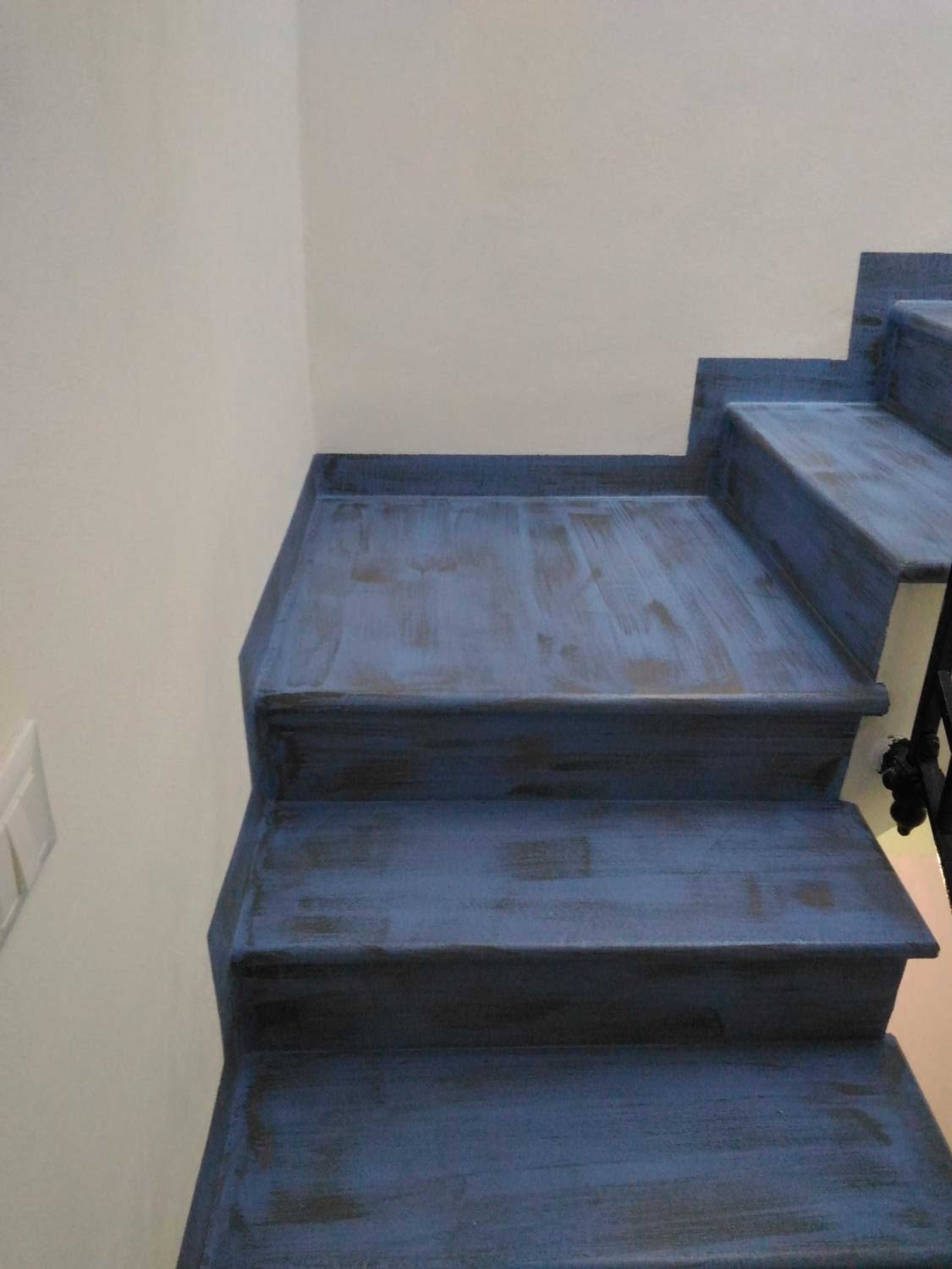 One-Bedroom Apartment - Photo 2