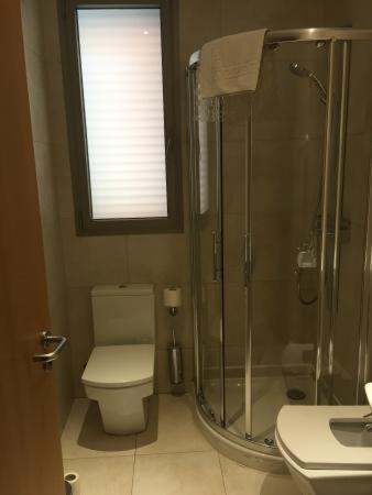 Double or Twin Room - Photo 6