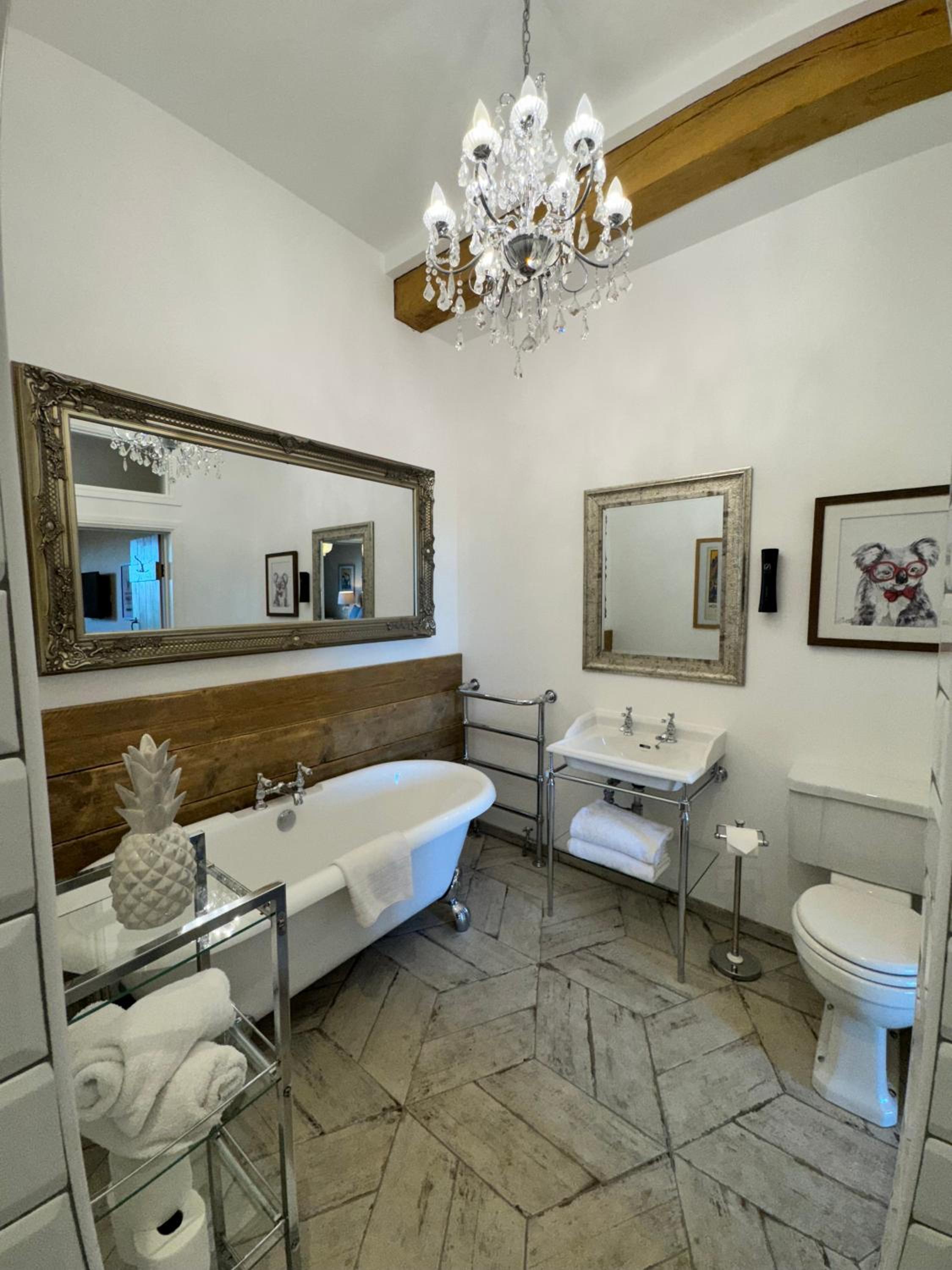 Queen Room with Balcony photo 3