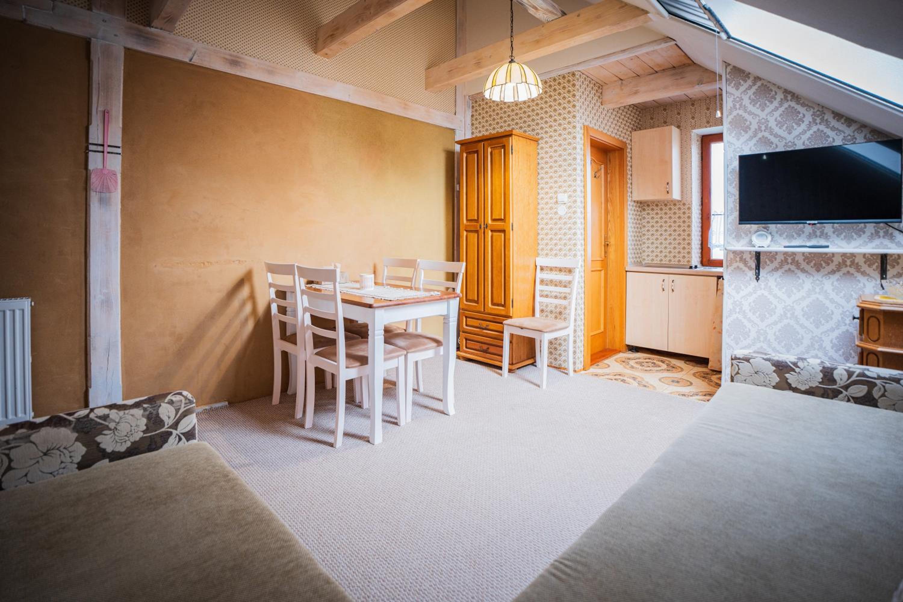 Apartment with Garden View - Photo 5