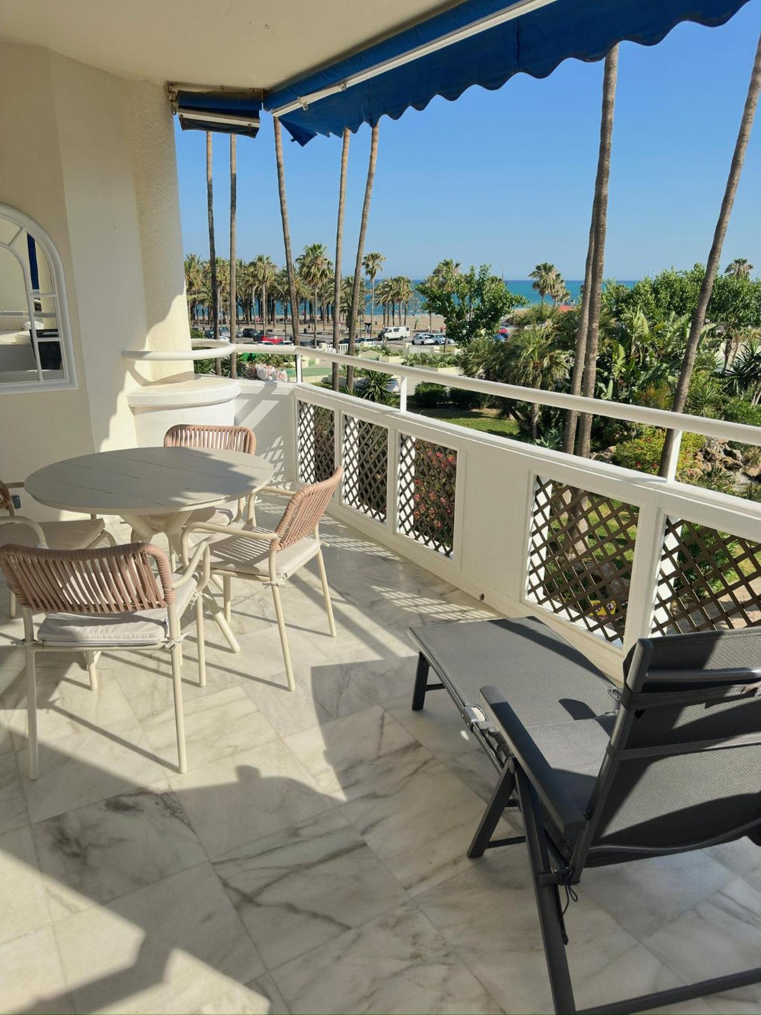 Two-Bedroom Deluxe Apartment with Ocean View