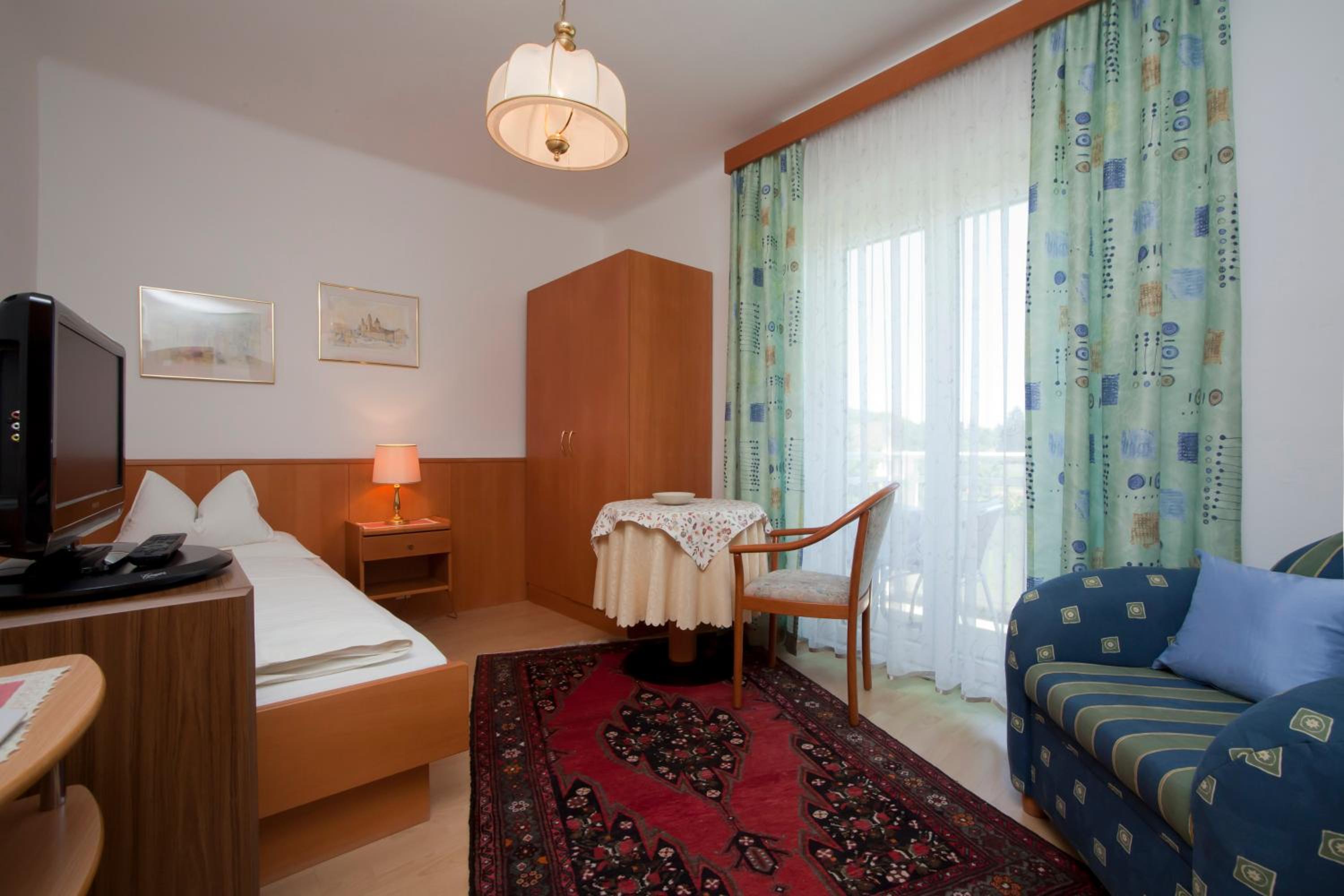 Single Room photo 1