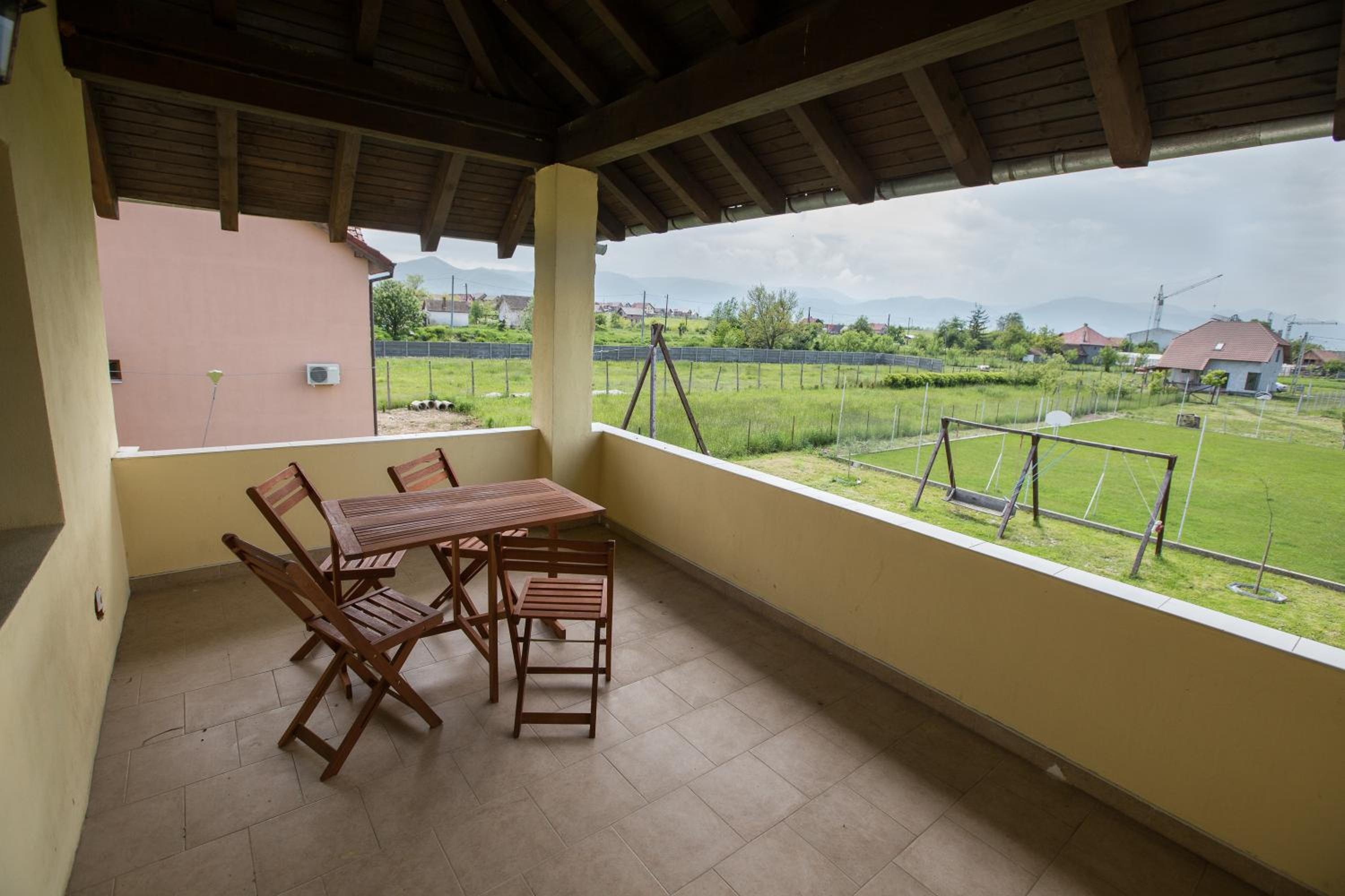Double Room with Balcony - Photo 1