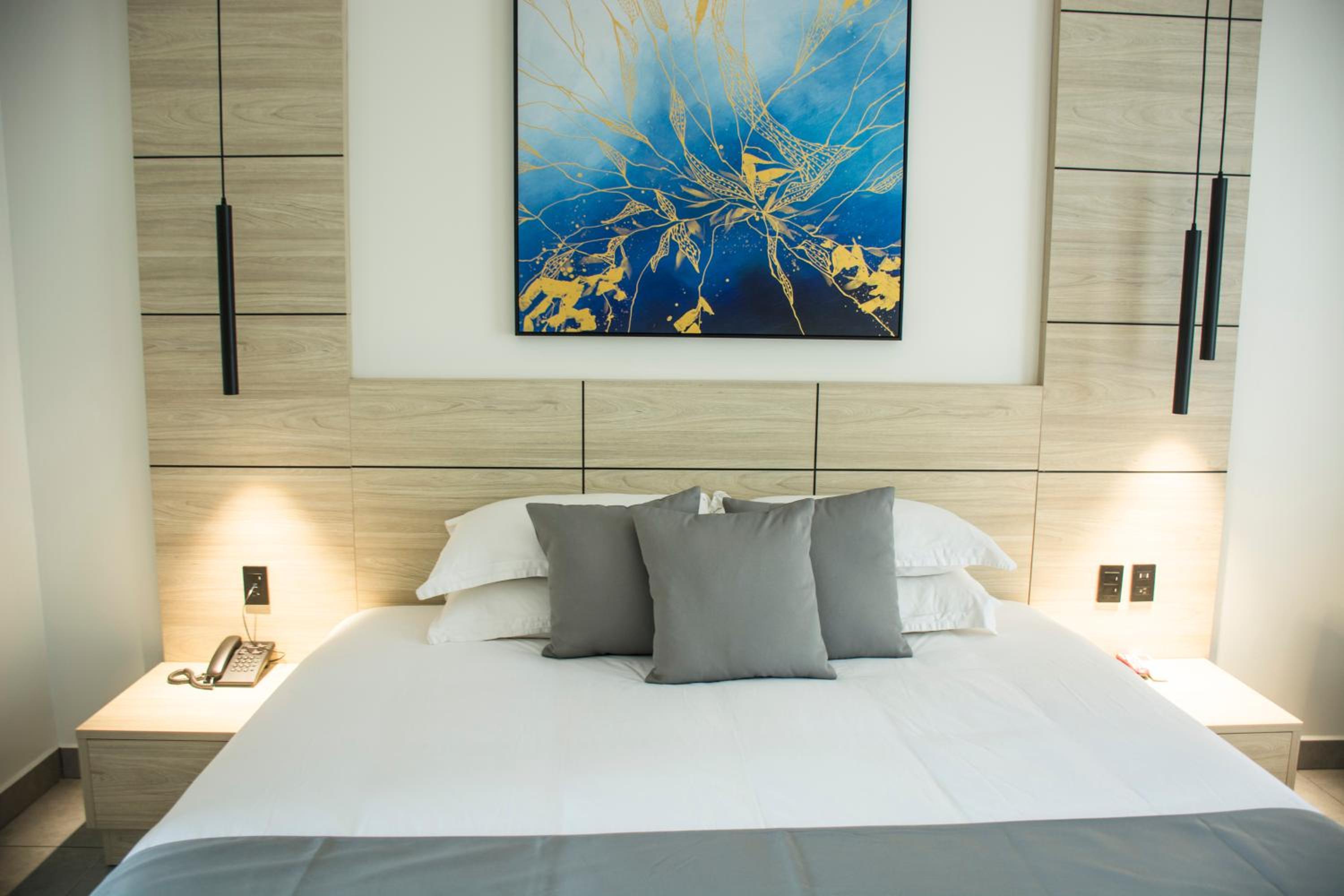 Superior King Room photo 2
