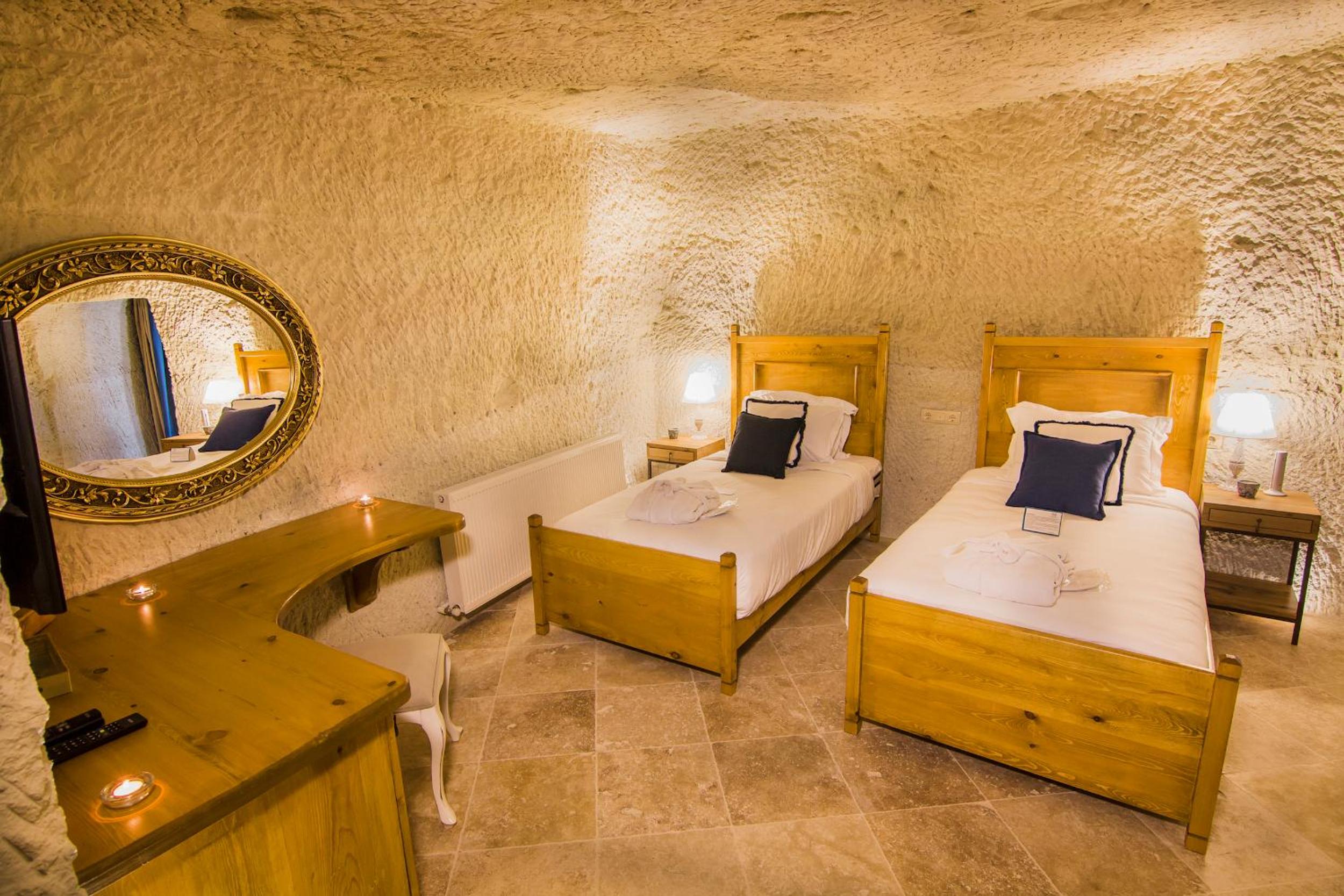 Garden Cave Suite - Photo 4