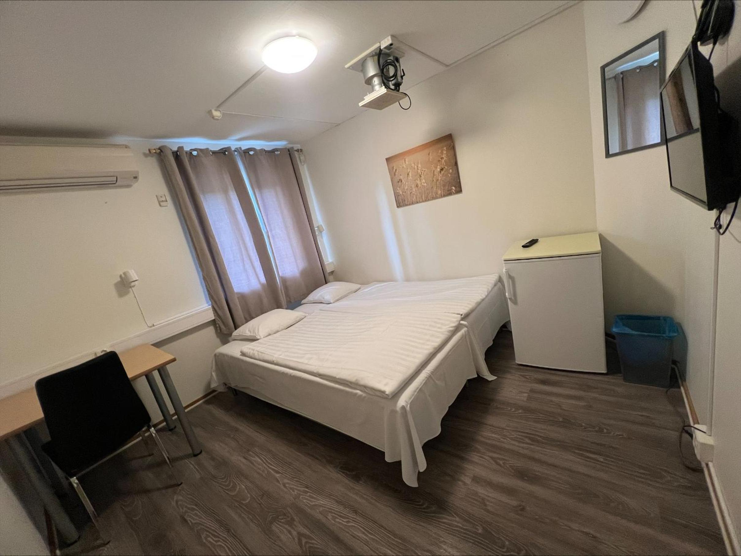 Double Room - Photo 4