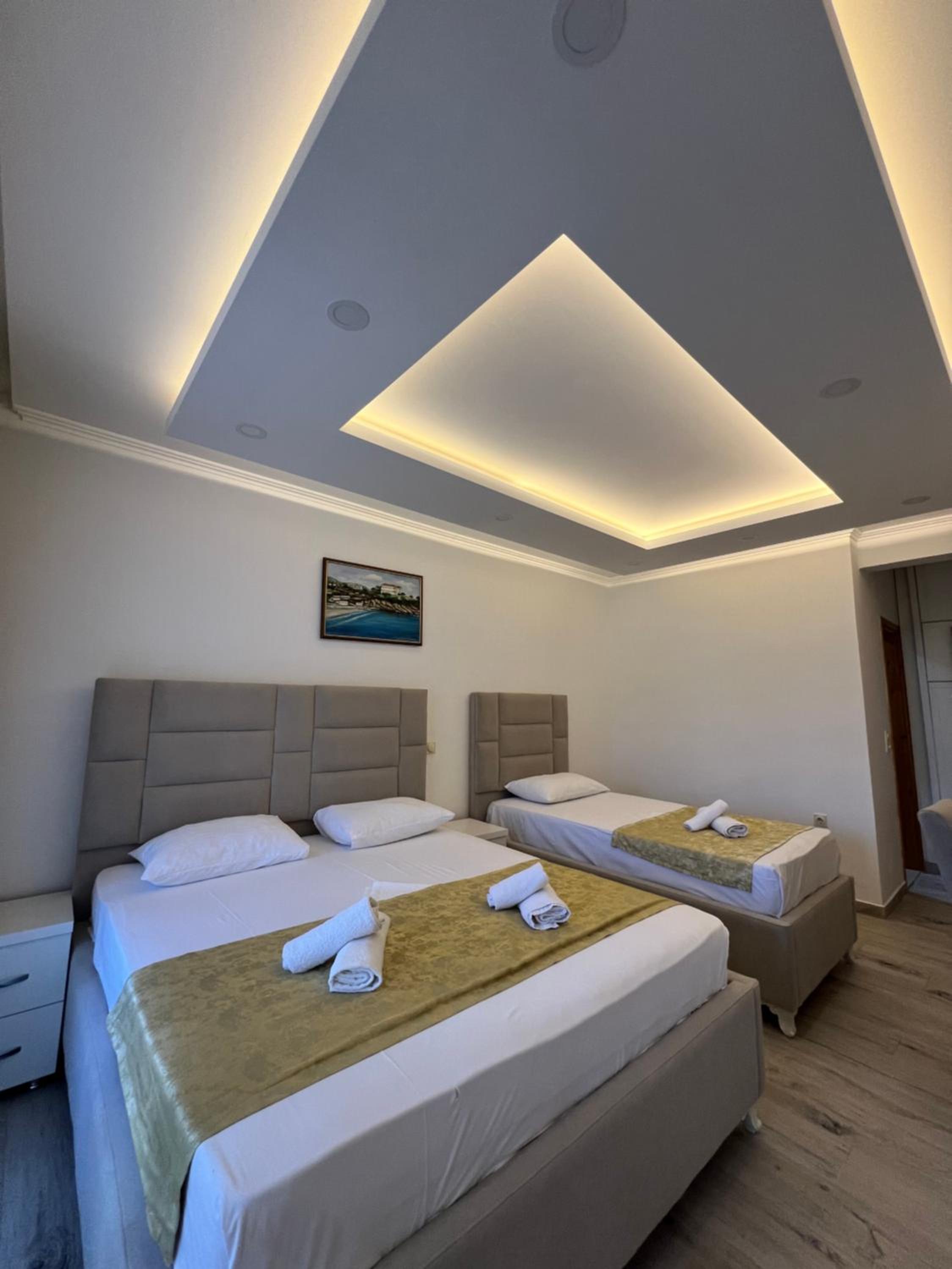 Deluxe Triple Room photo 1