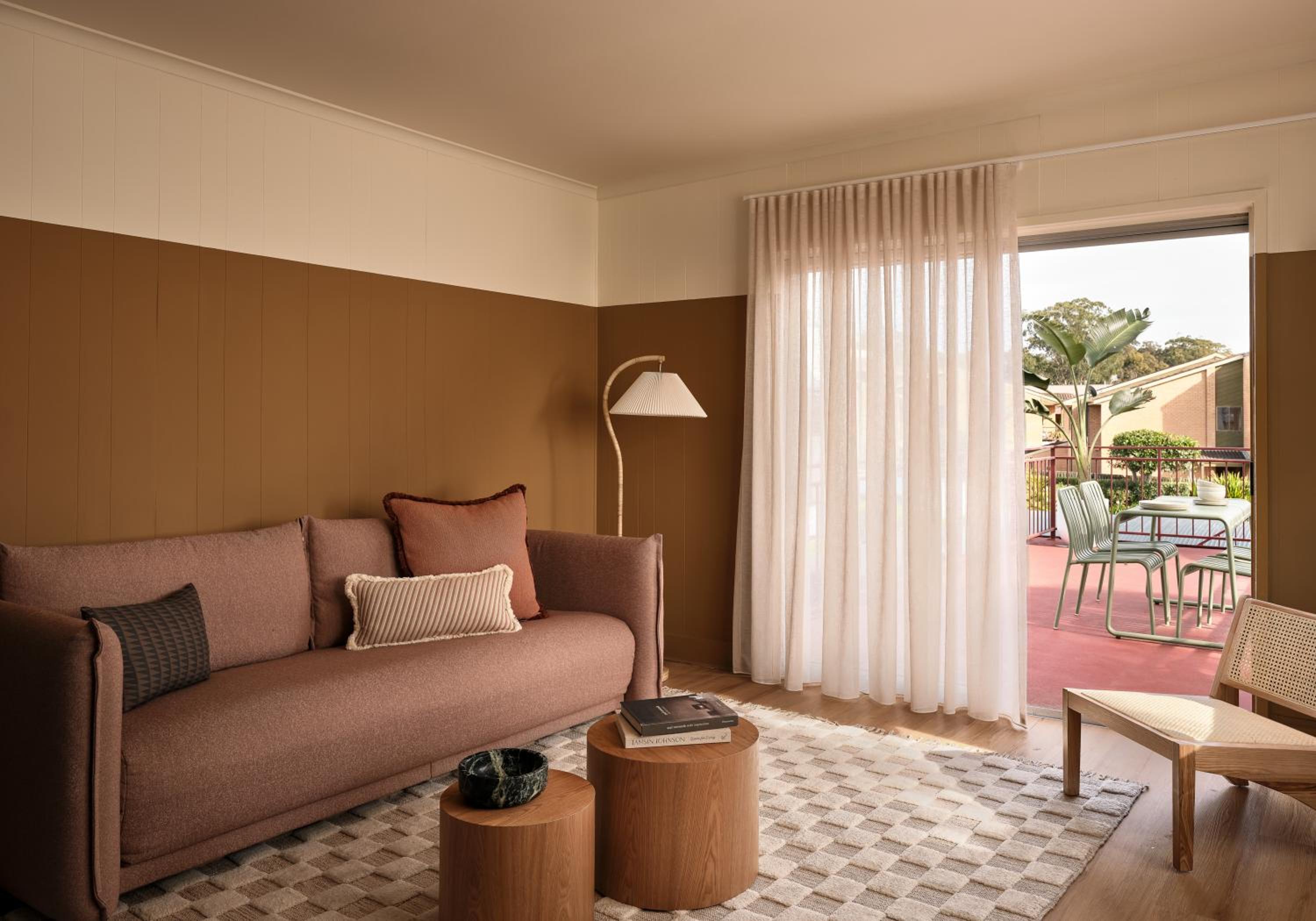 Two-Bedroom Apartment with Balcony and Sea View