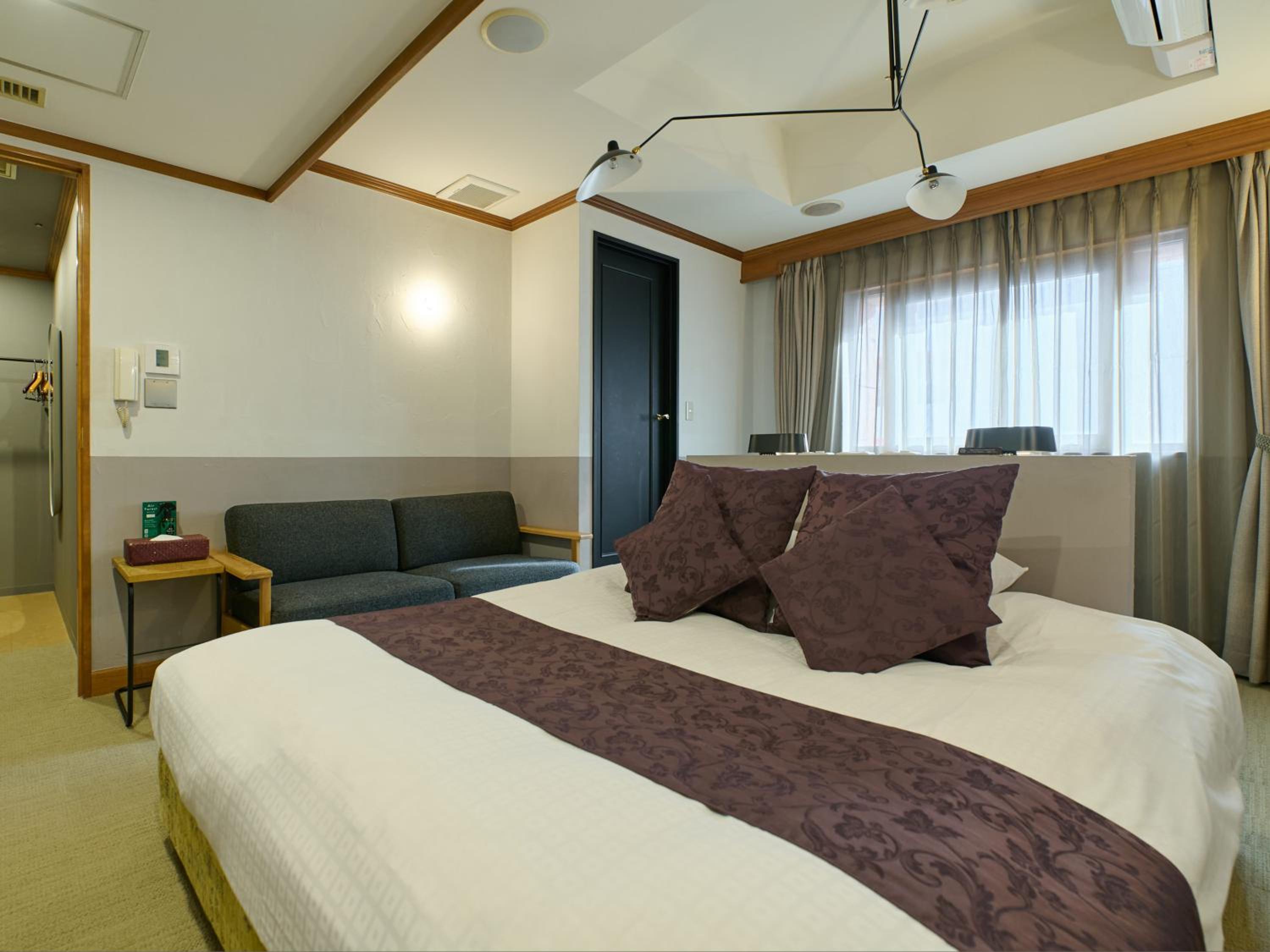 King Suite - Photo 14