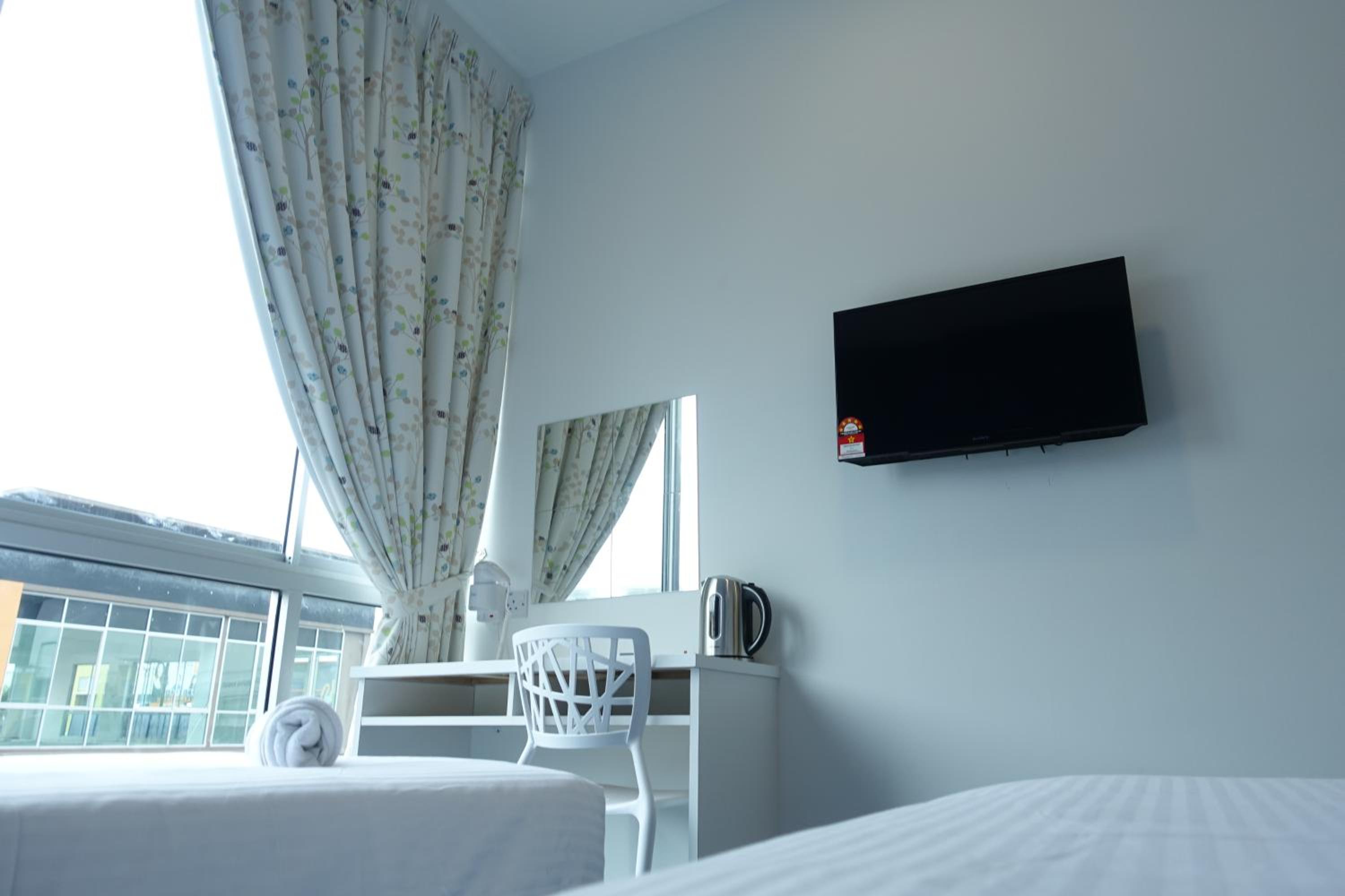 Deluxe Triple Room photo 3