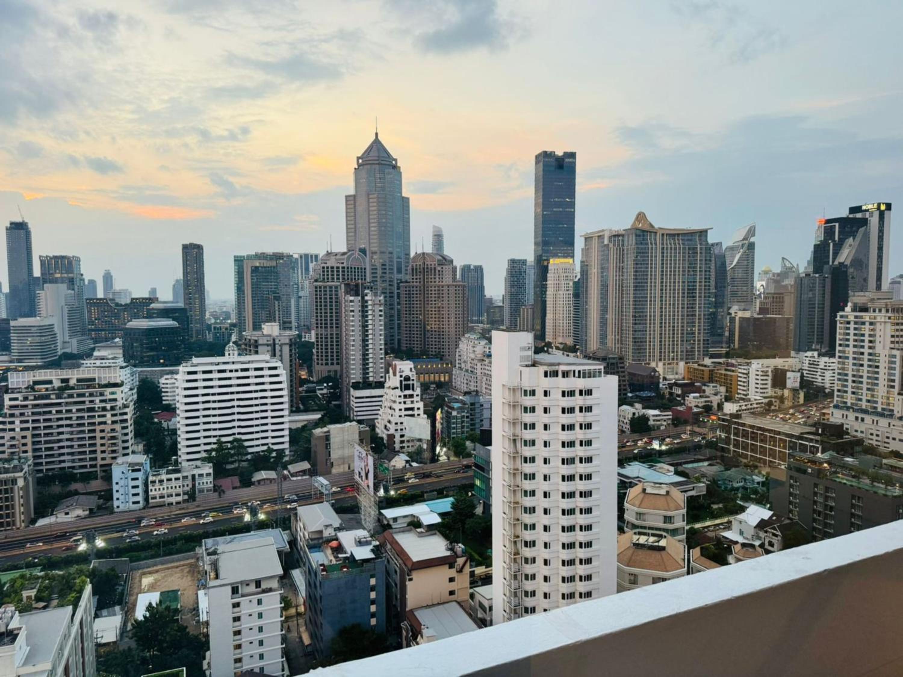 Apartment with Balcony photo 2