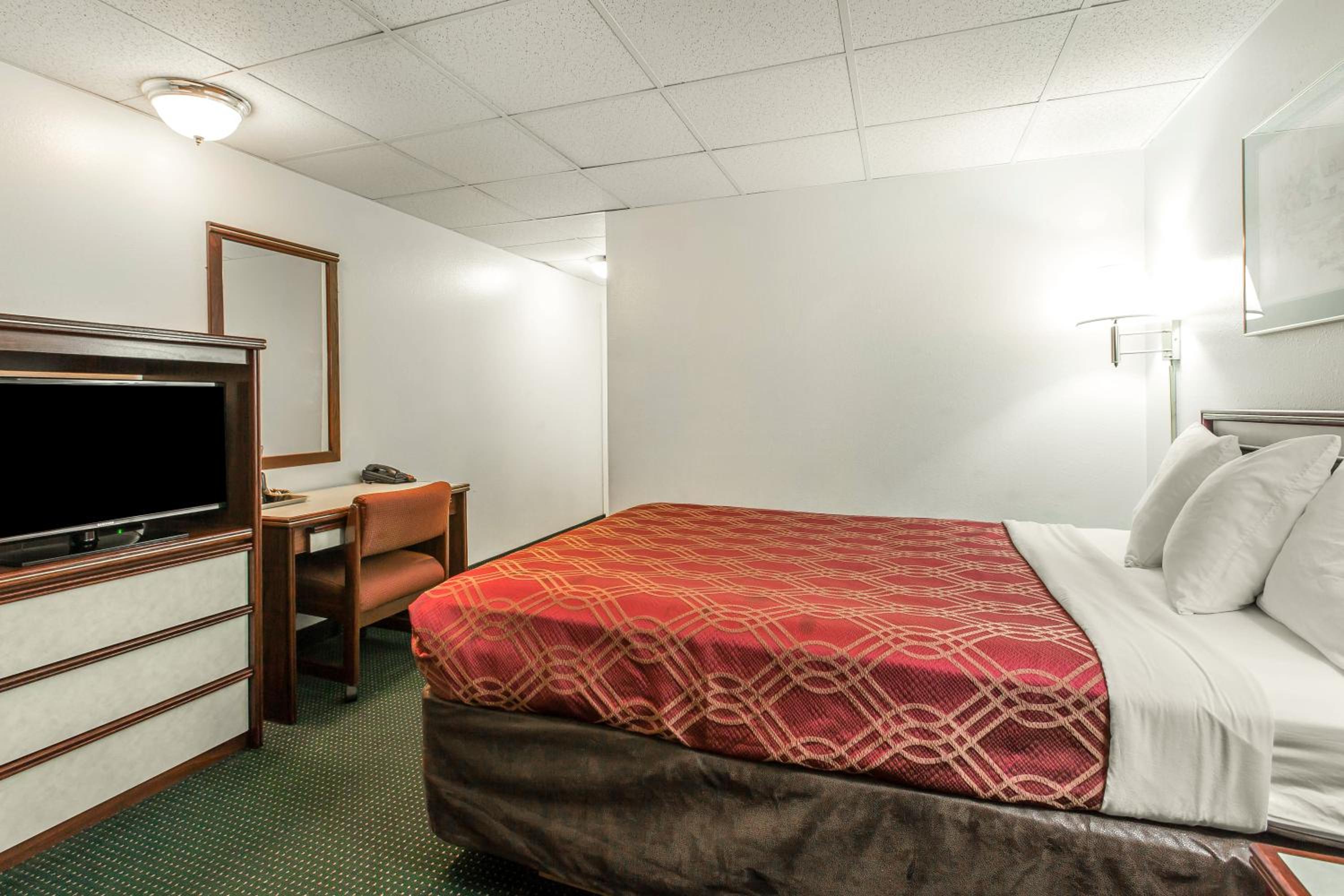 King Room with Ocean View - Non-Smoking - Photo 7