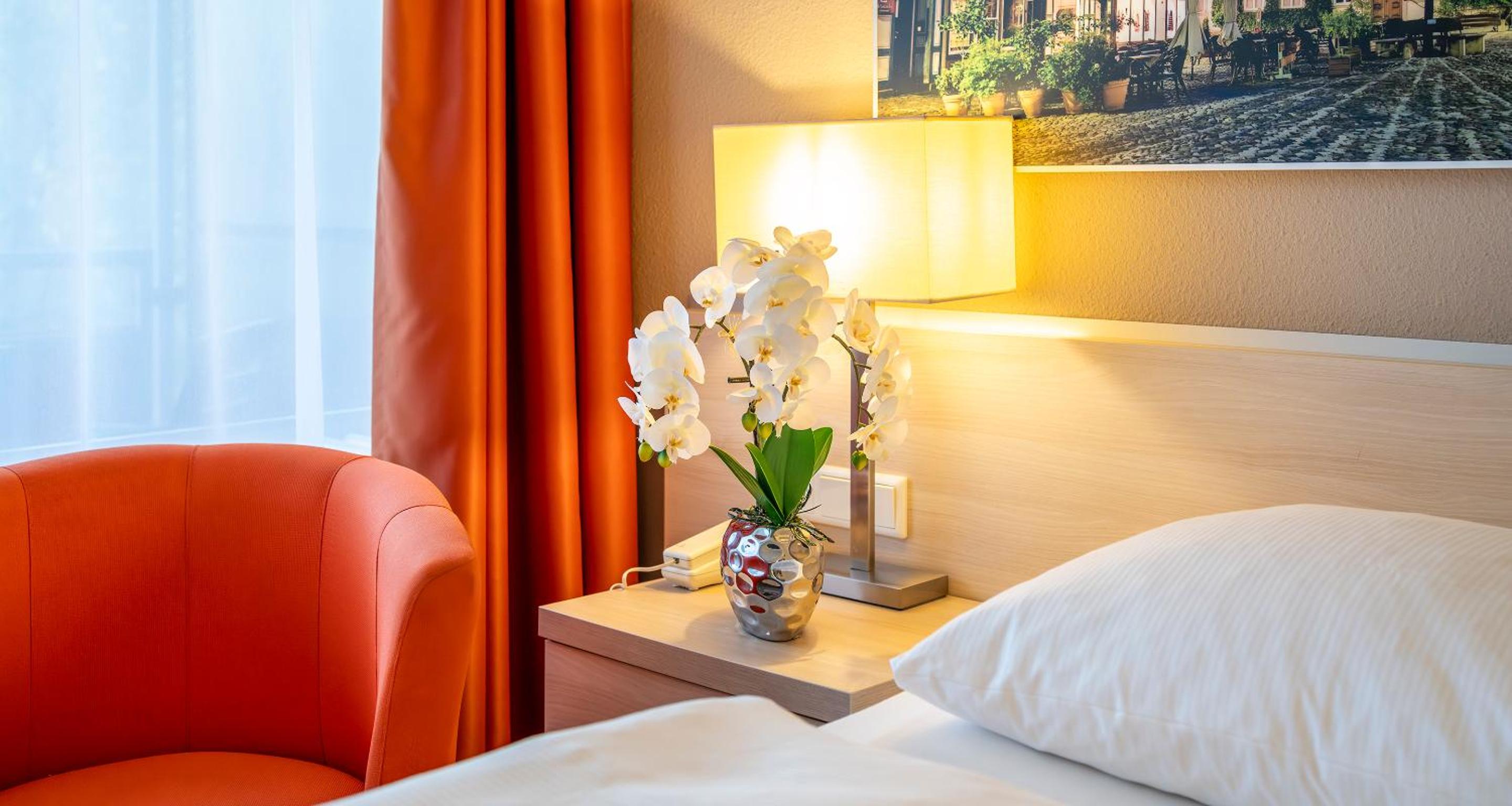 Deluxe Double Room - Photo 9