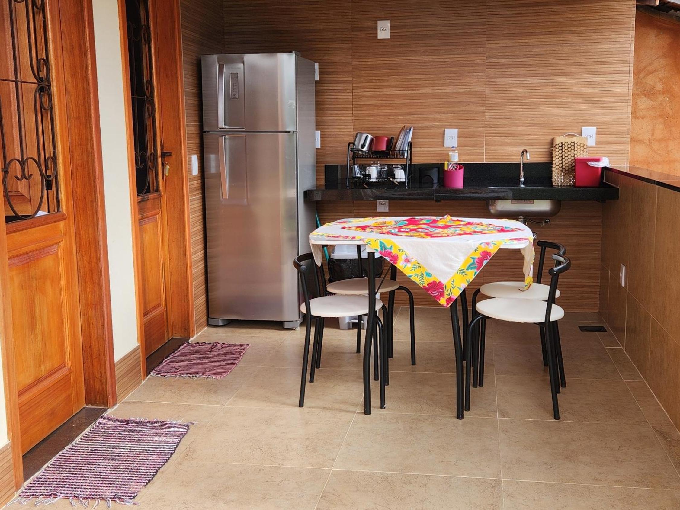 Queen Suite photo 2