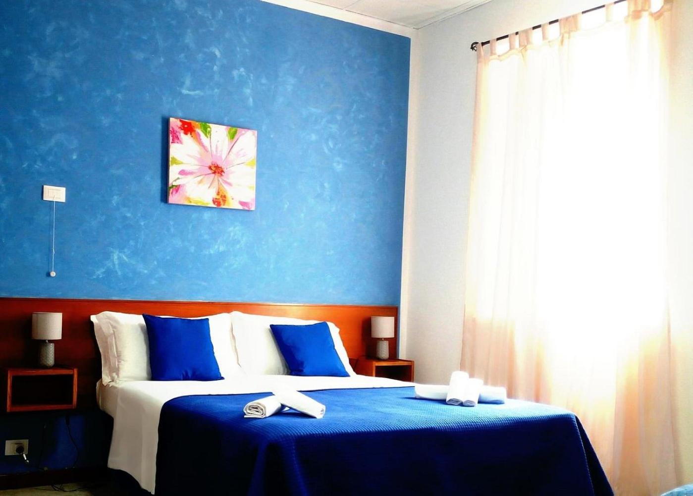 Standard Double or Twin Room with Beach Package photo 1