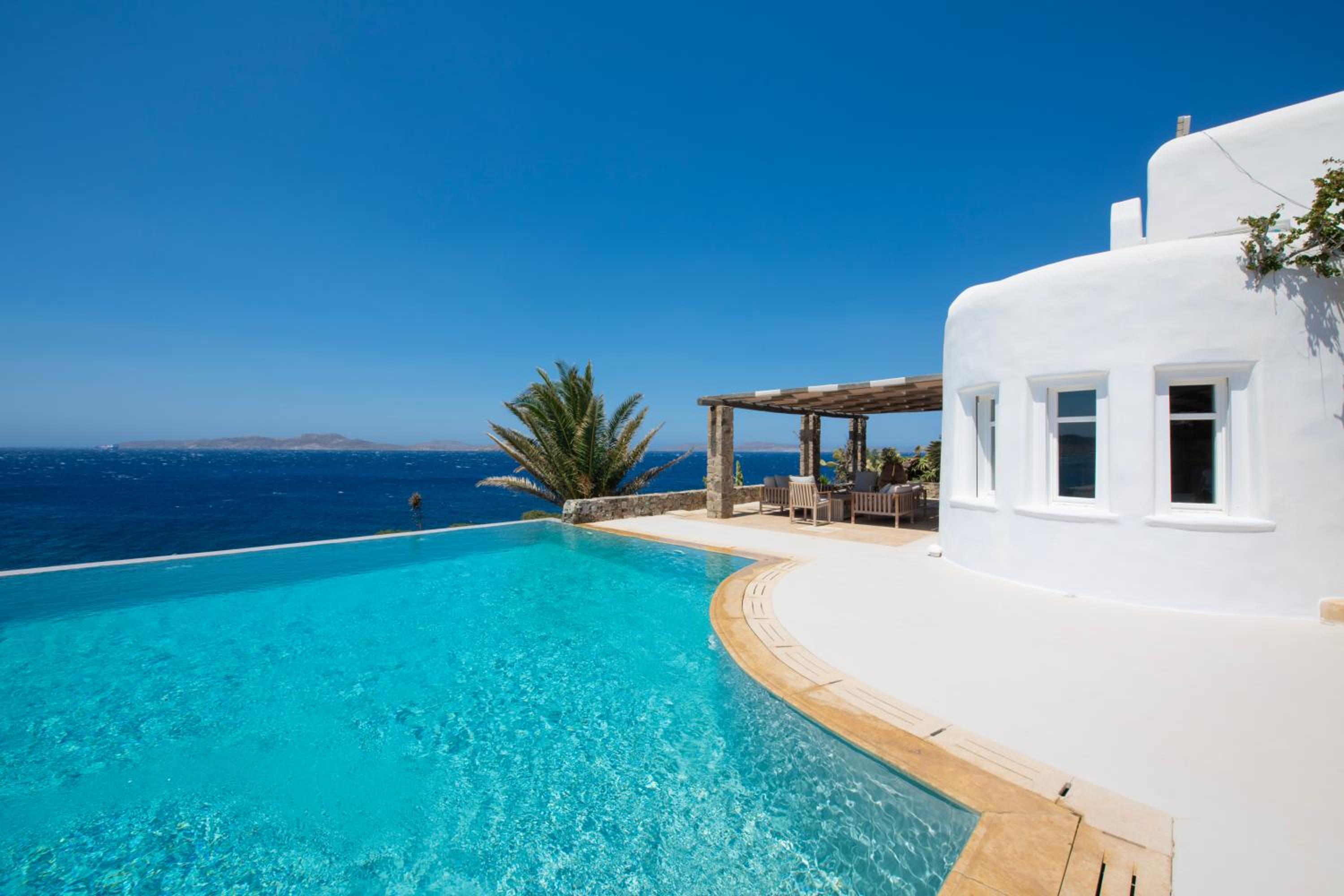 Deluxe Villa photo 1