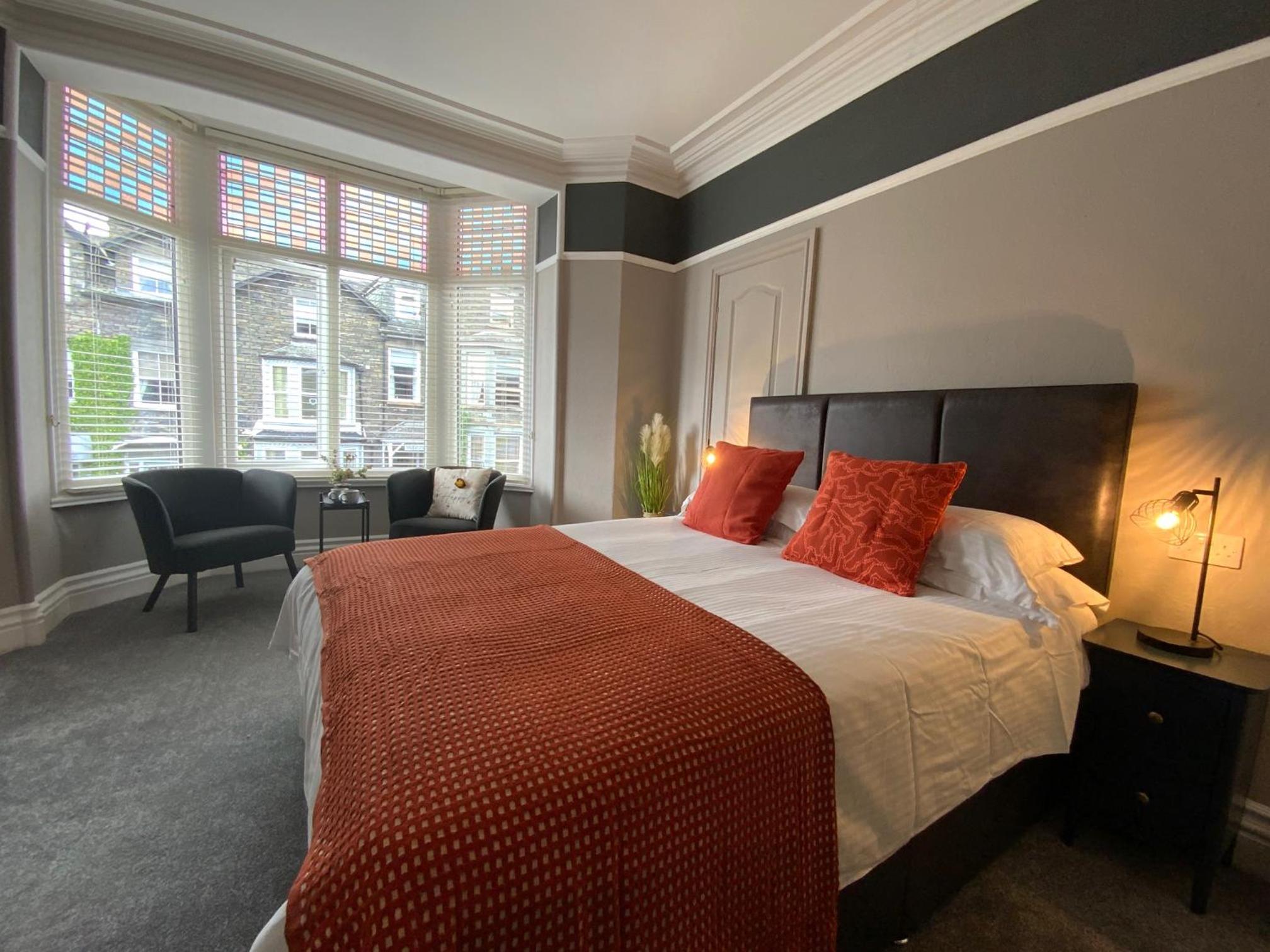 King Room with Mountain View