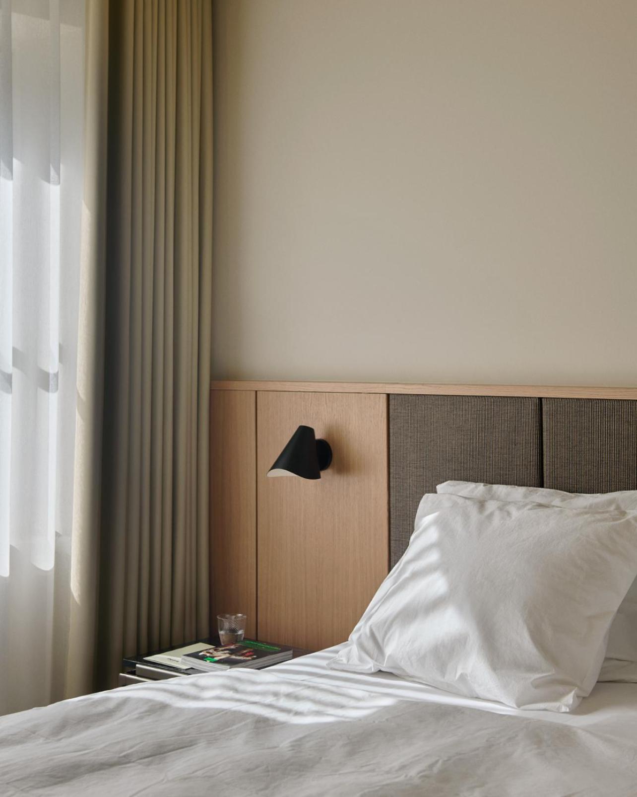 Double Room - Photo 13