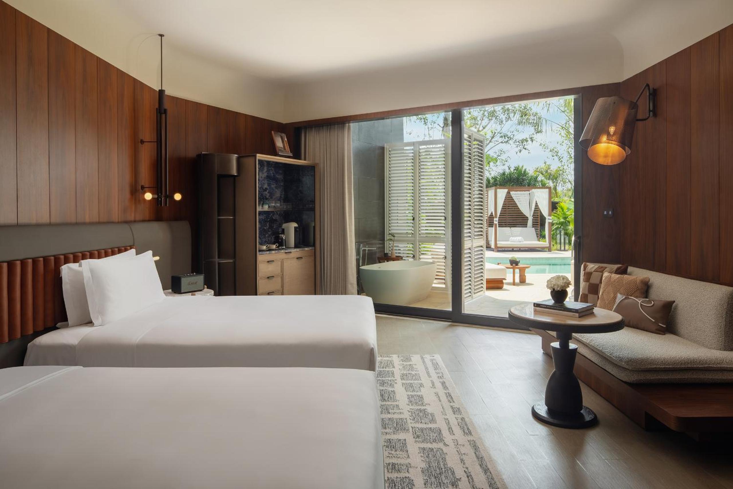 Essential Queen Room with Pool Acceess