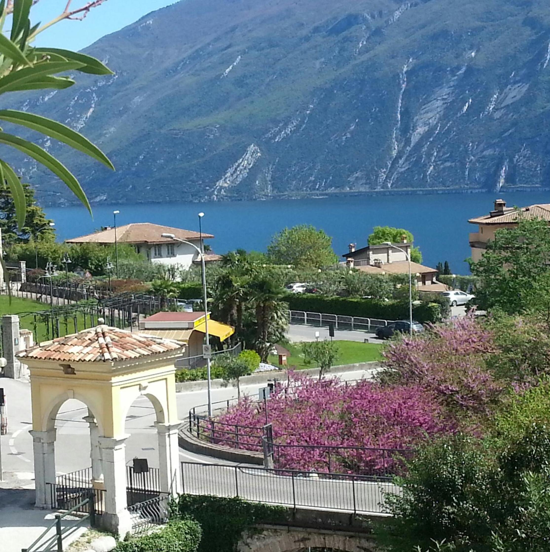 Double Room with Lake View photo 2
