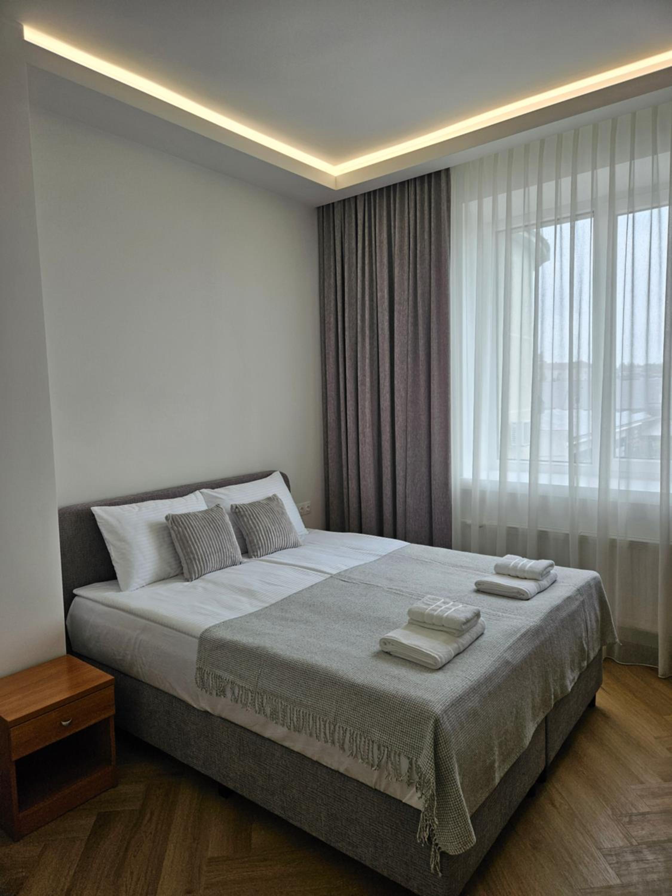 Double Room - Photo 7