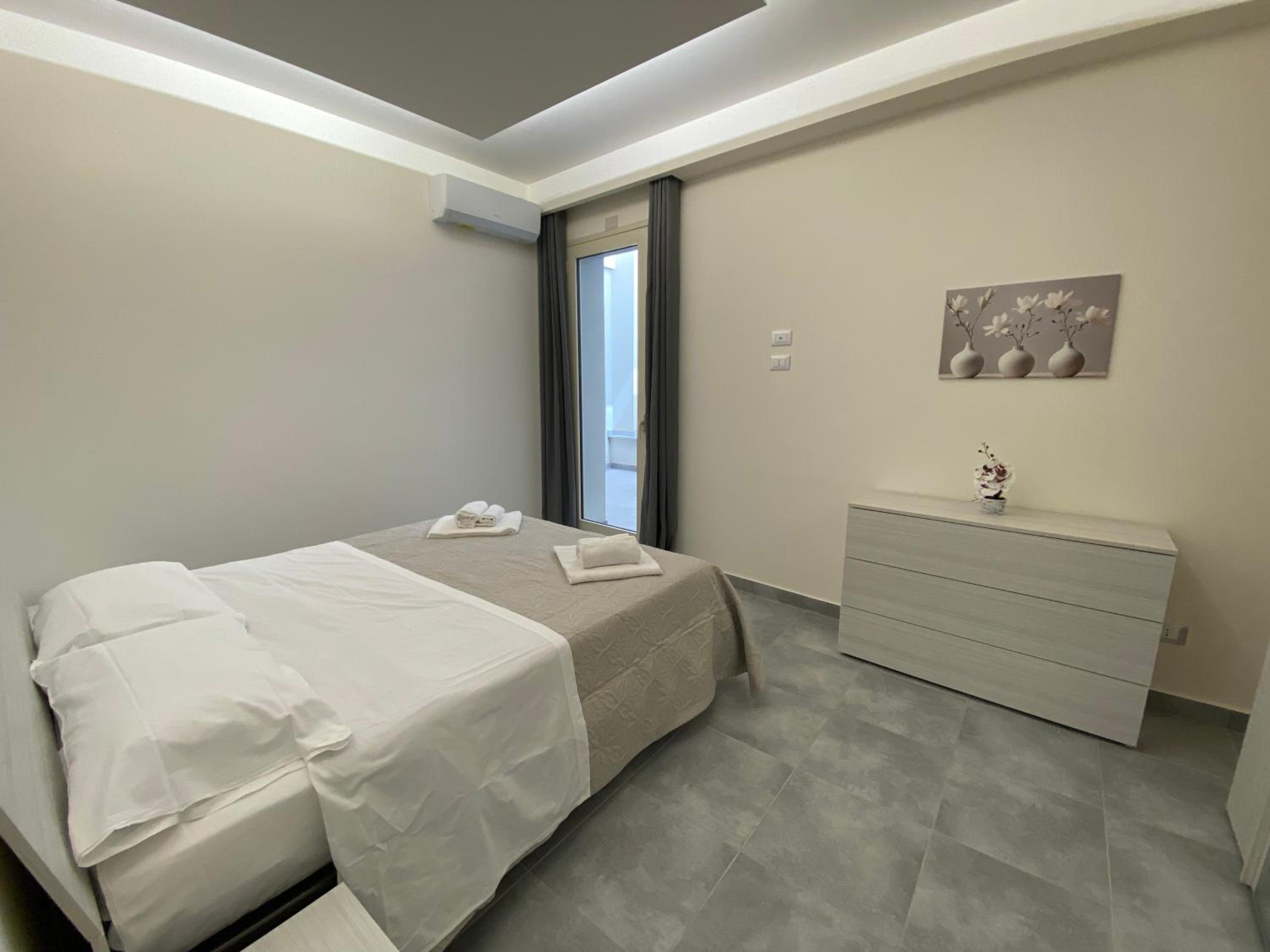 One-Bedroom Apartment with Terrace