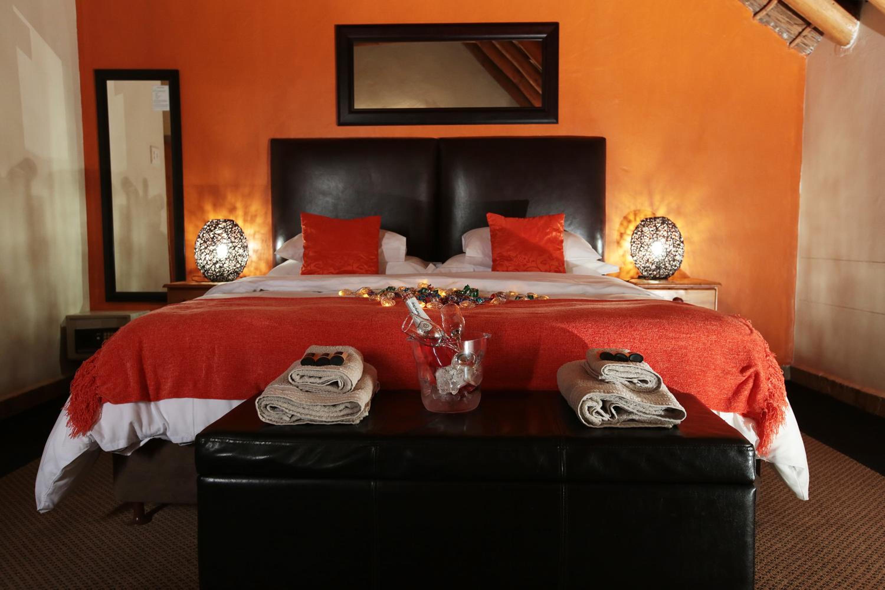 Deluxe King Room photo 1