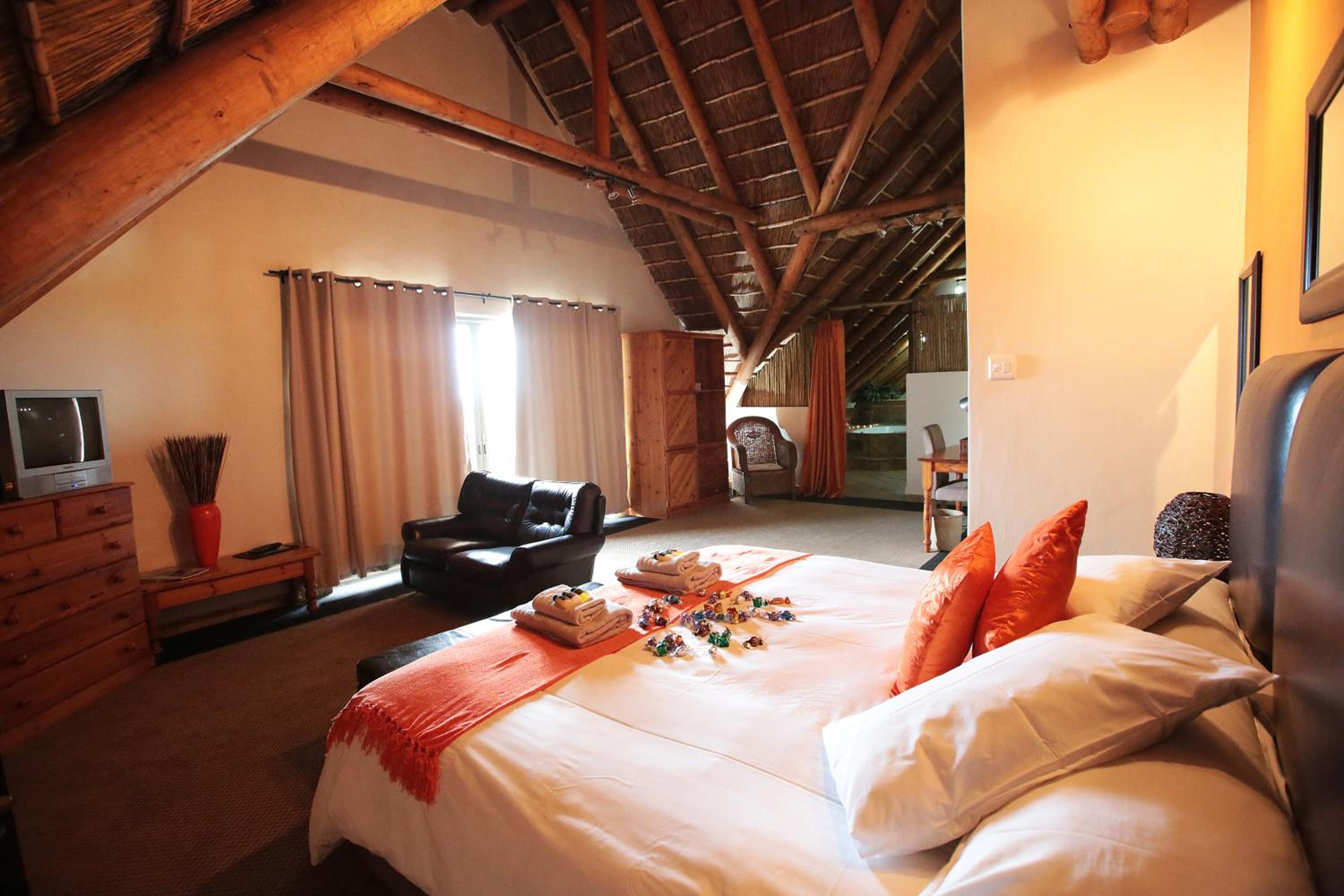 Deluxe King Room photo 2