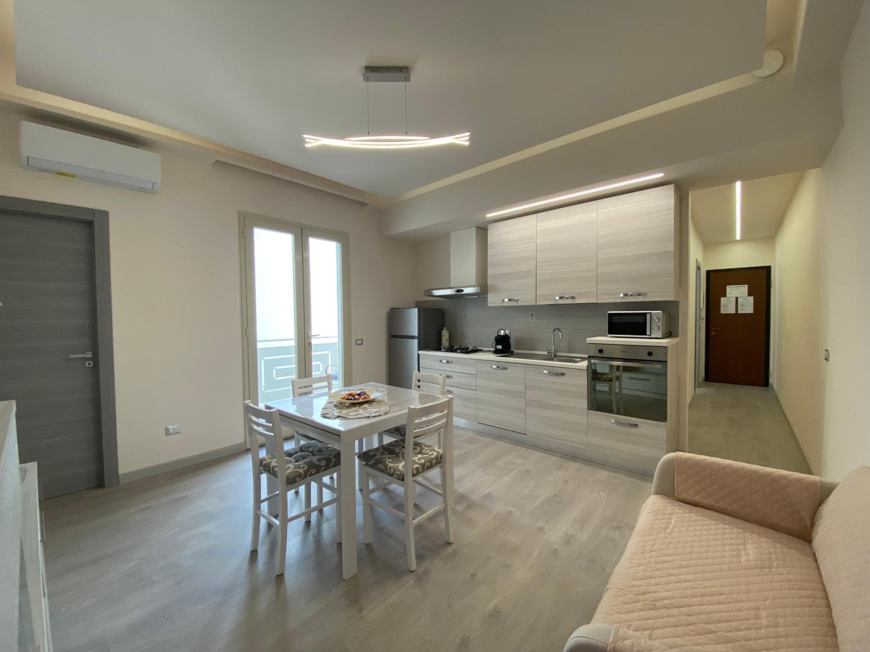 One-Bedroom Apartment with Balcony photo 3