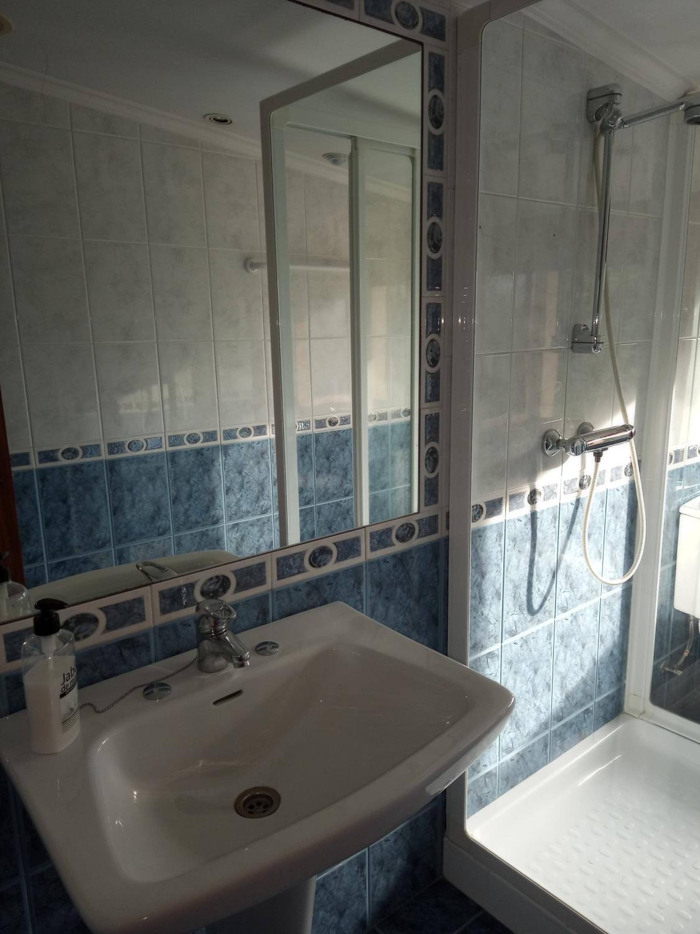 Triple Room with Private External Bathroom photo 2
