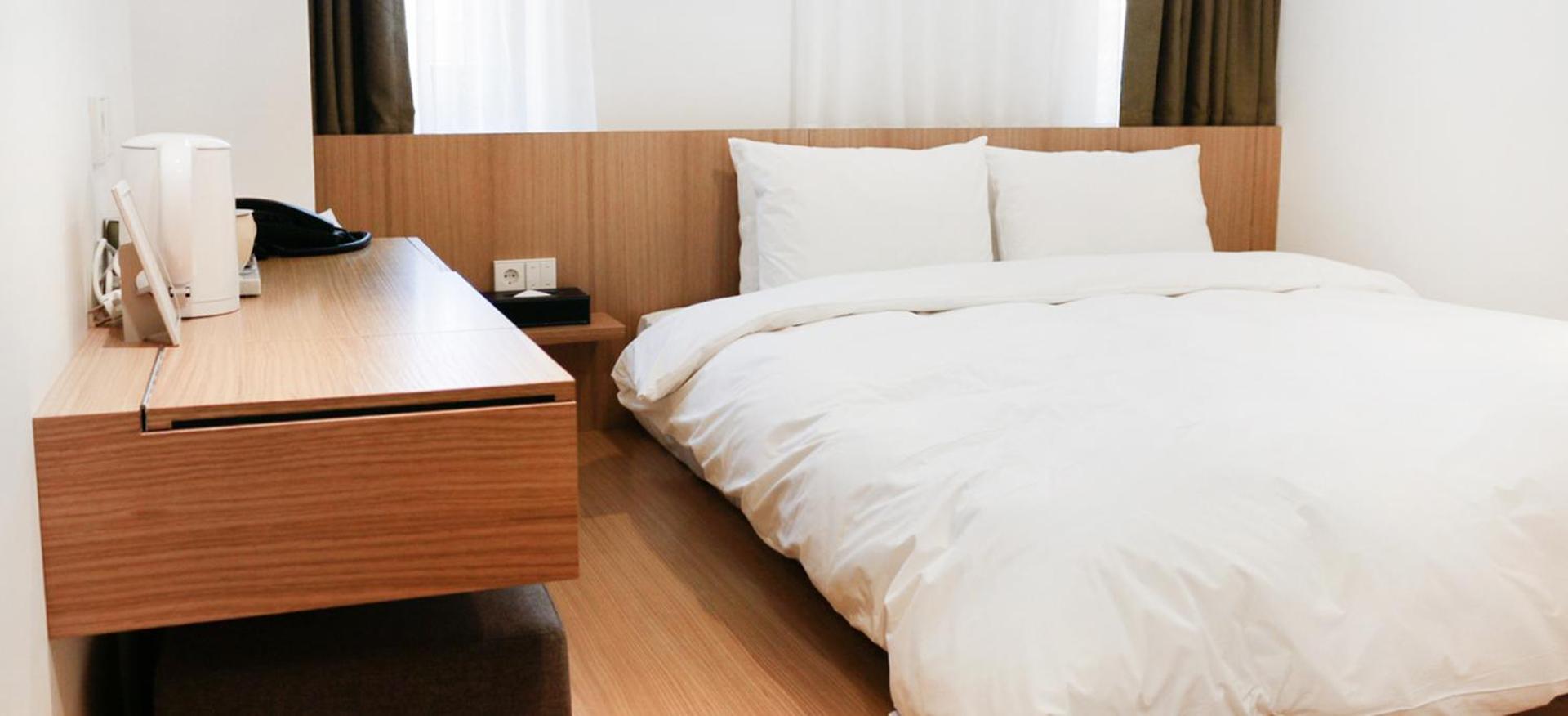 Standard King Room