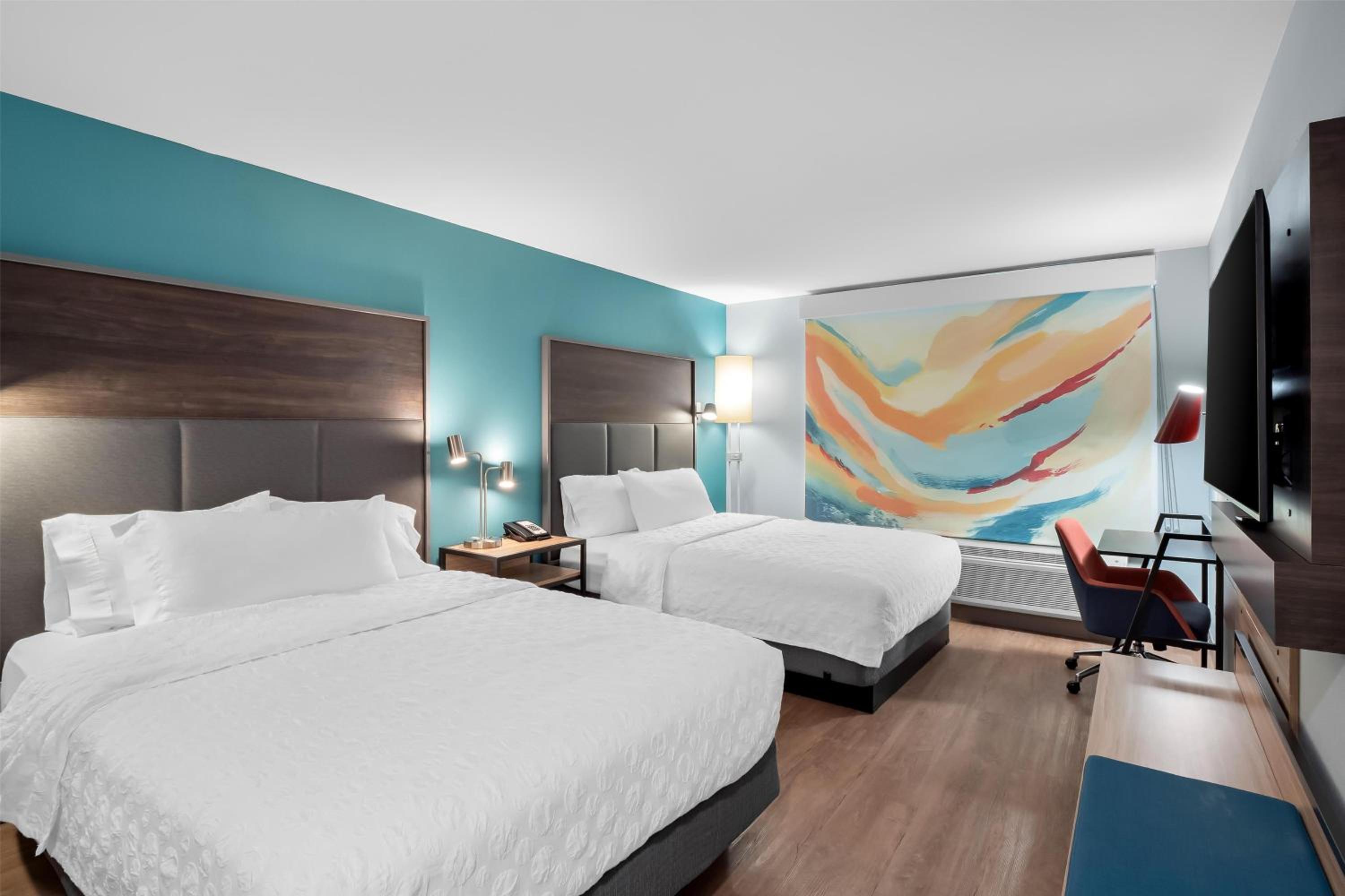 Queen Room with Two Queen Beds - Hearing Access - Photo 3