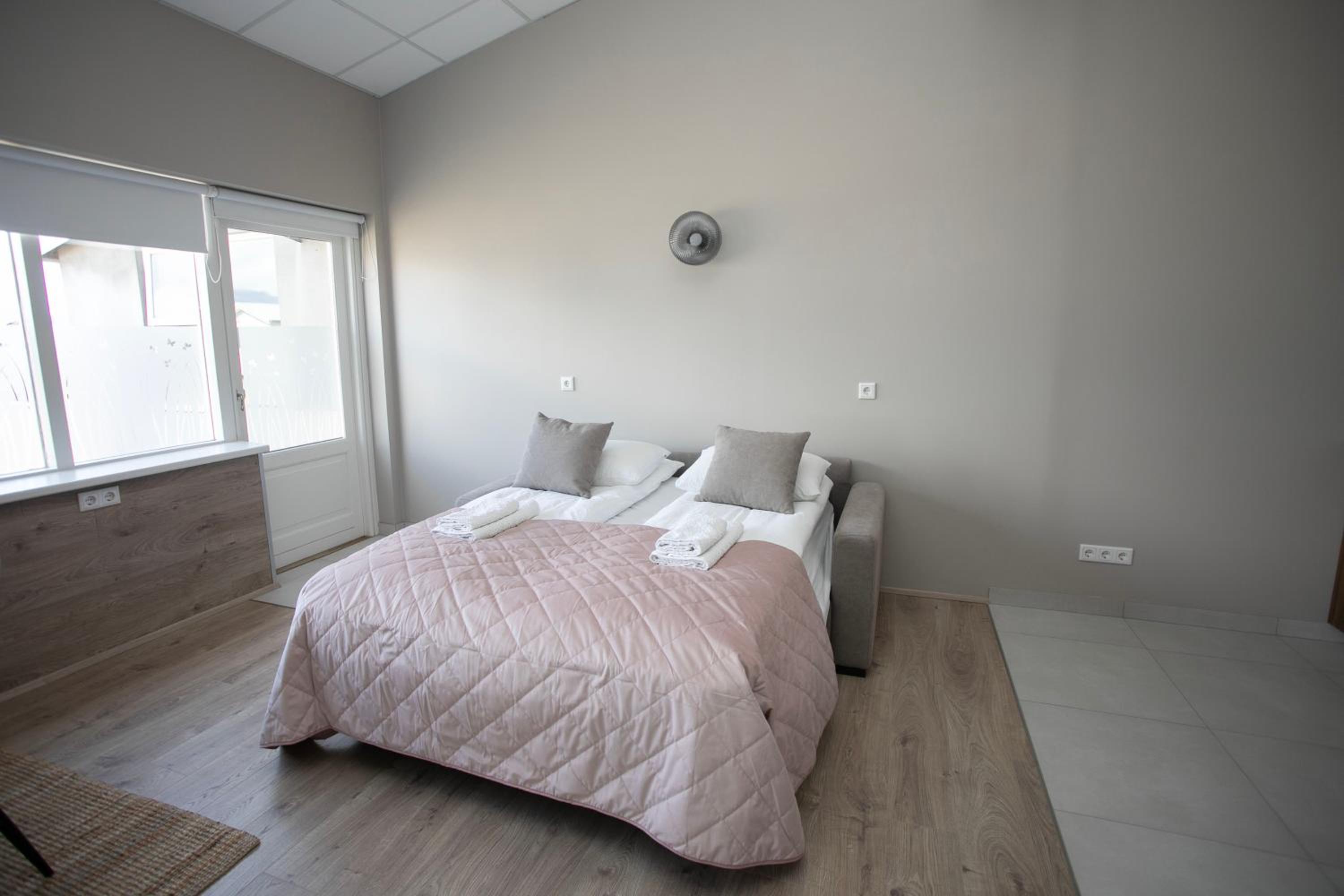 Apartment - Disability Access - Photo 9