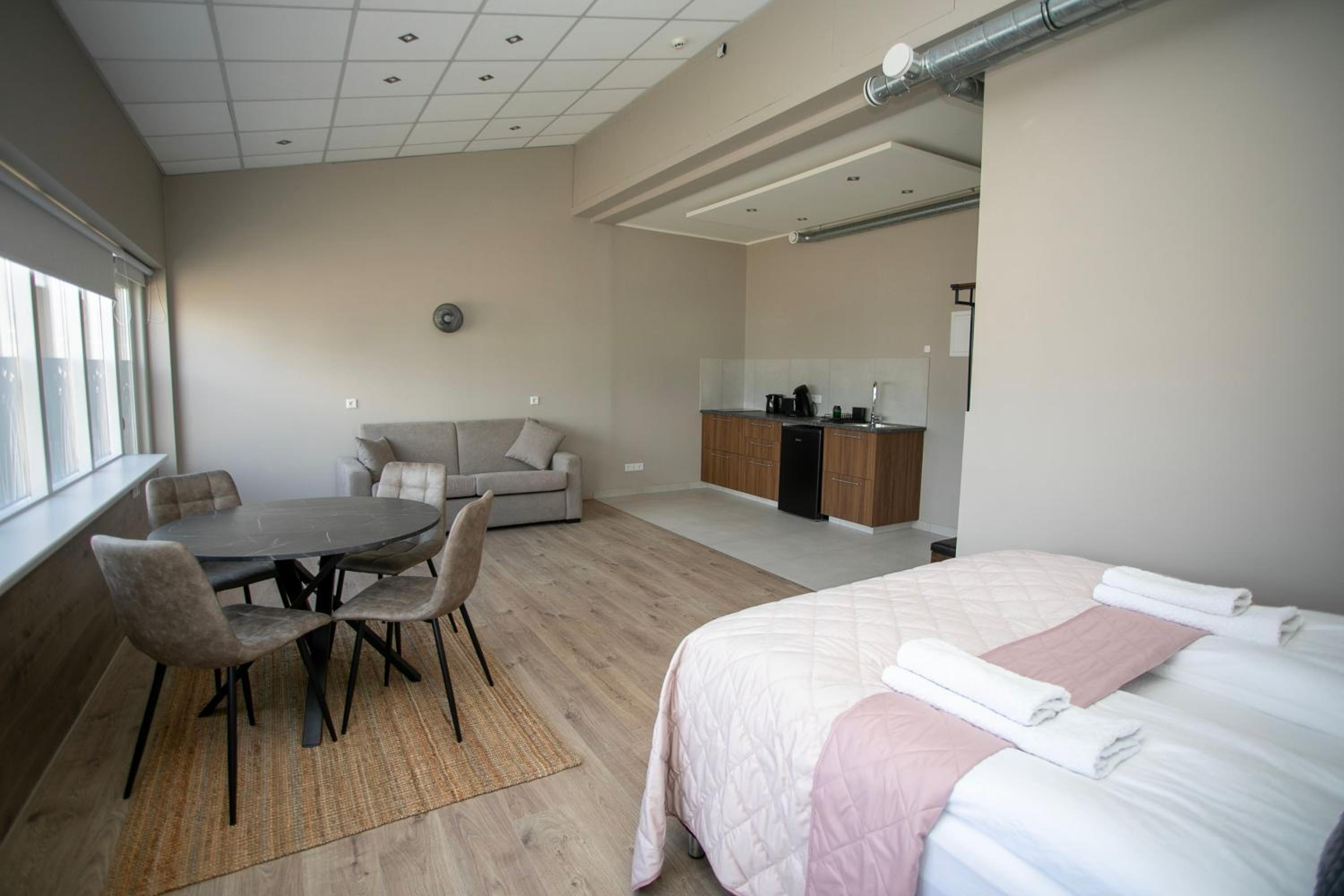 Apartment - Disability Access - Photo 10