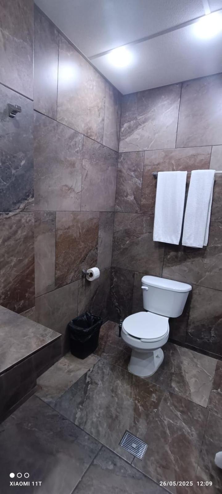 Standard Double or Twin Room photo 2
