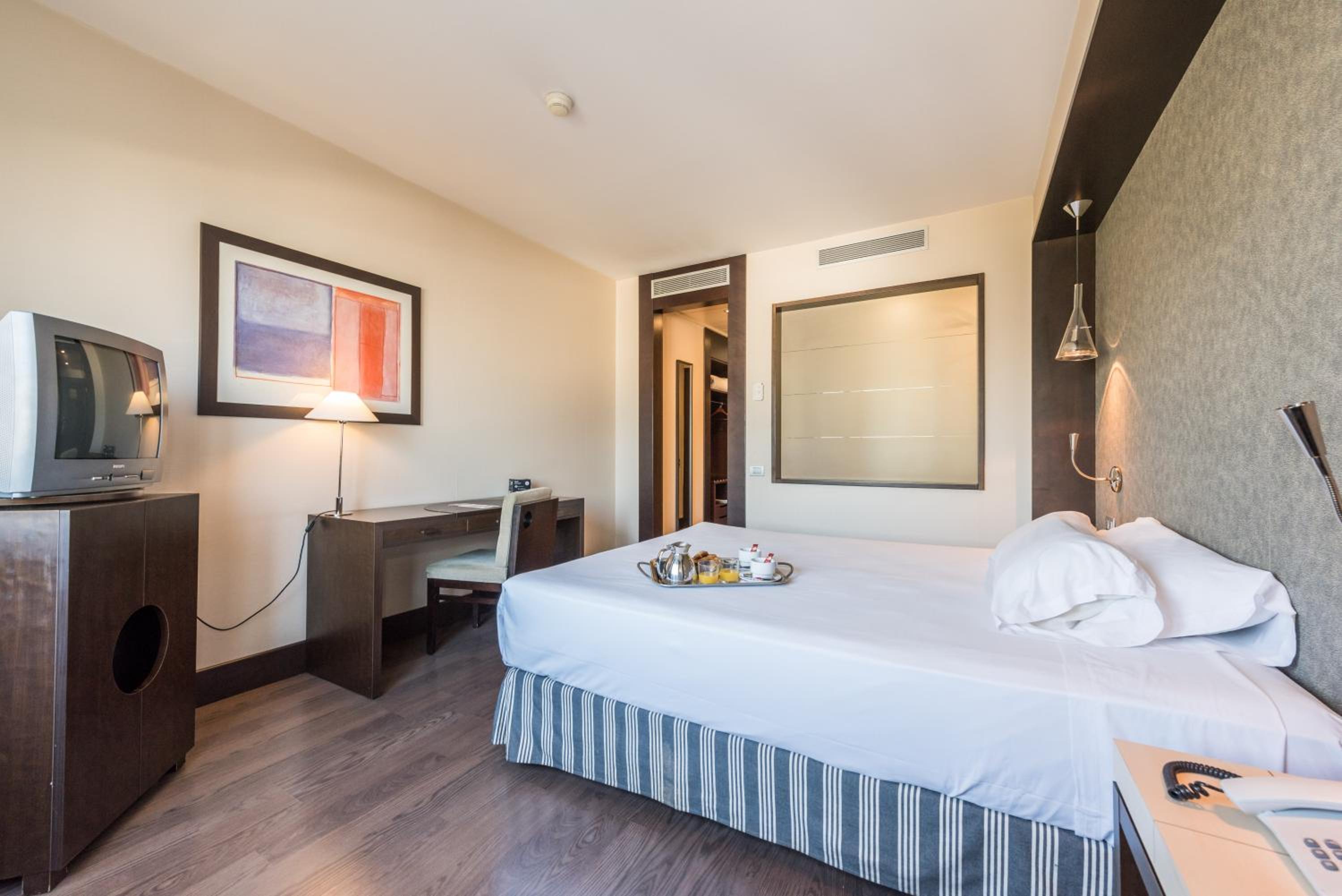 Double Room - Photo 13