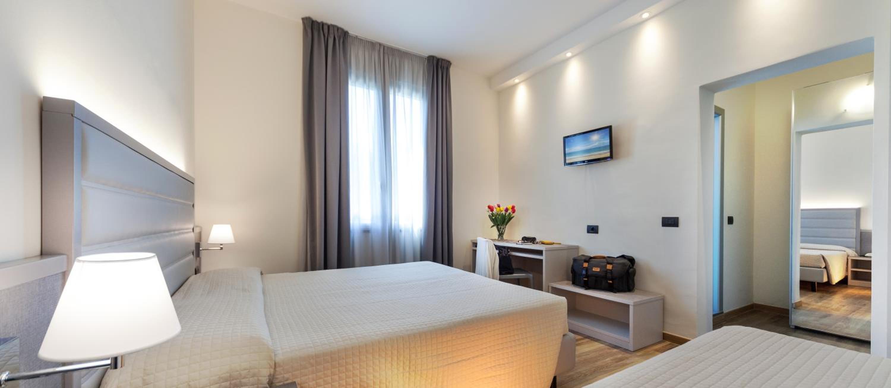 Superior Triple Room - Photo 5