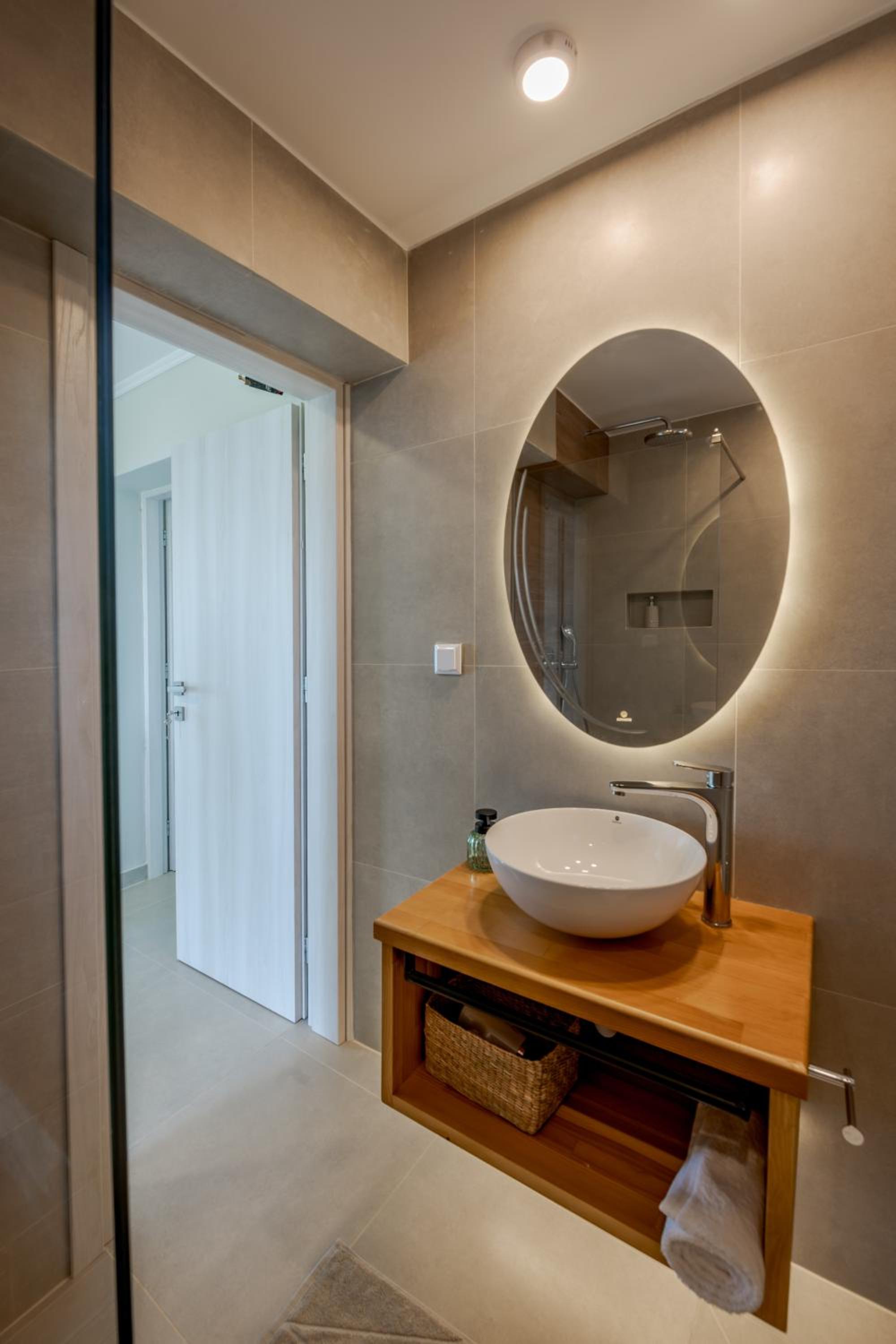 One-Bedroom Apartment with Sea View photo 3