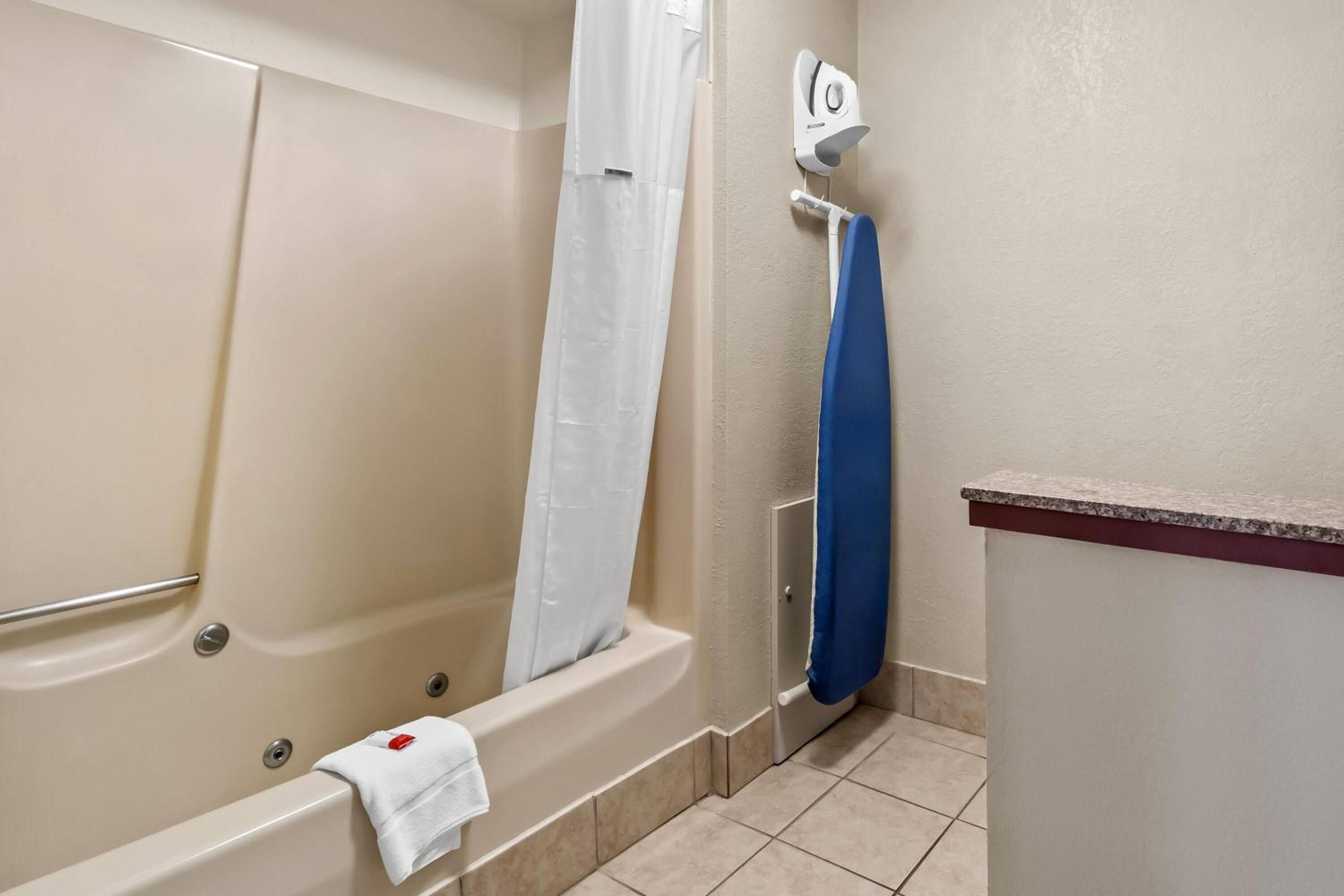 Studio Suite with Two Queen Beds - Non-Smoking