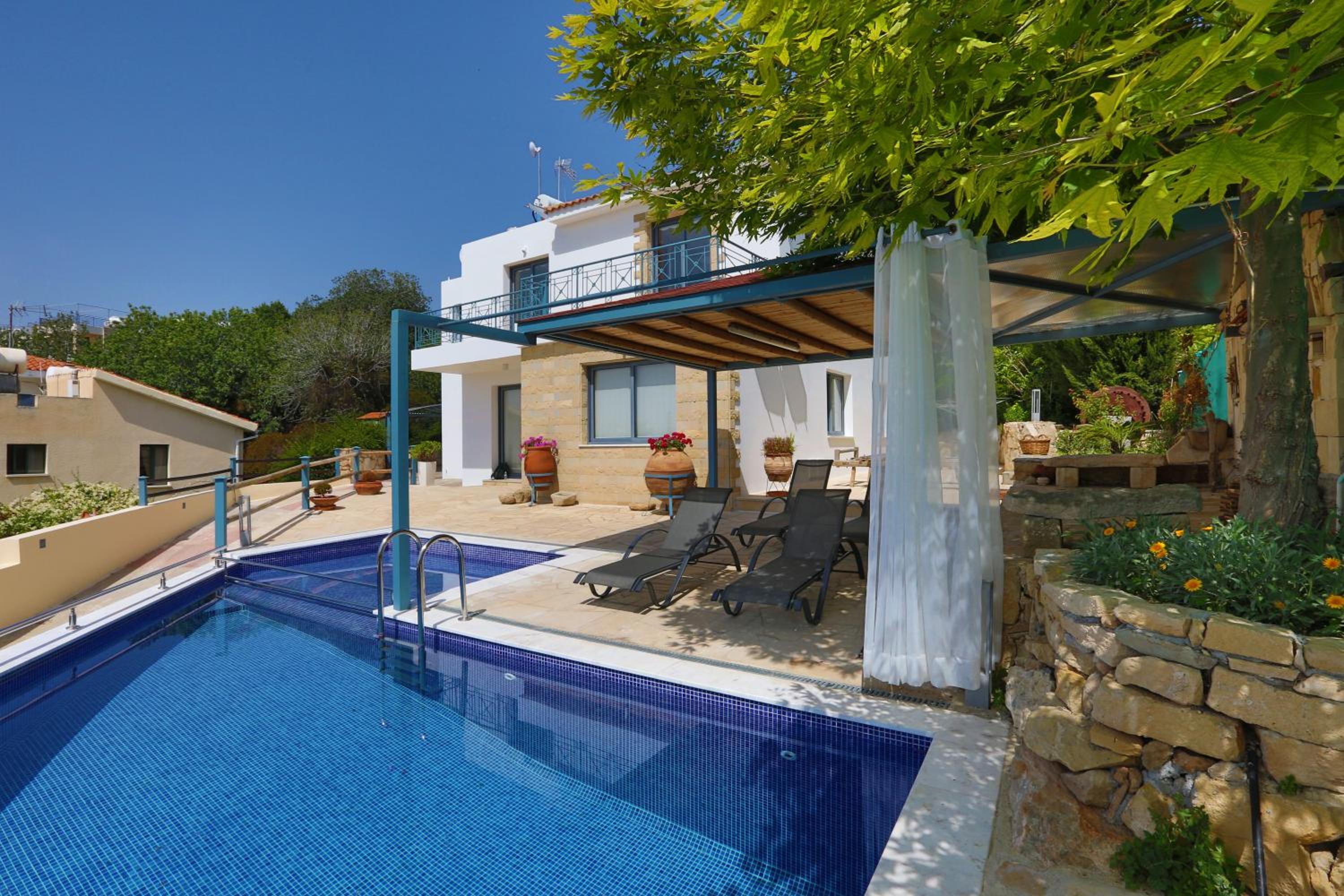 Villa de lujo de tres dormitorios con piscina privada.