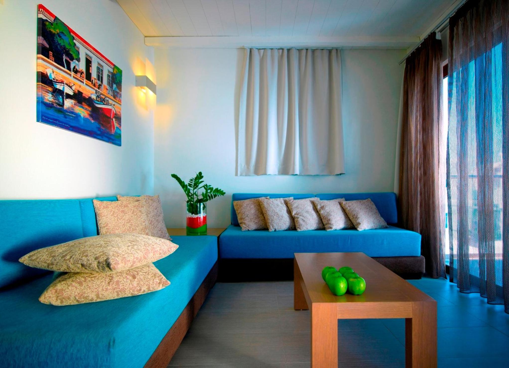 Premium Two Bedroom Suite with Pool View photo 1