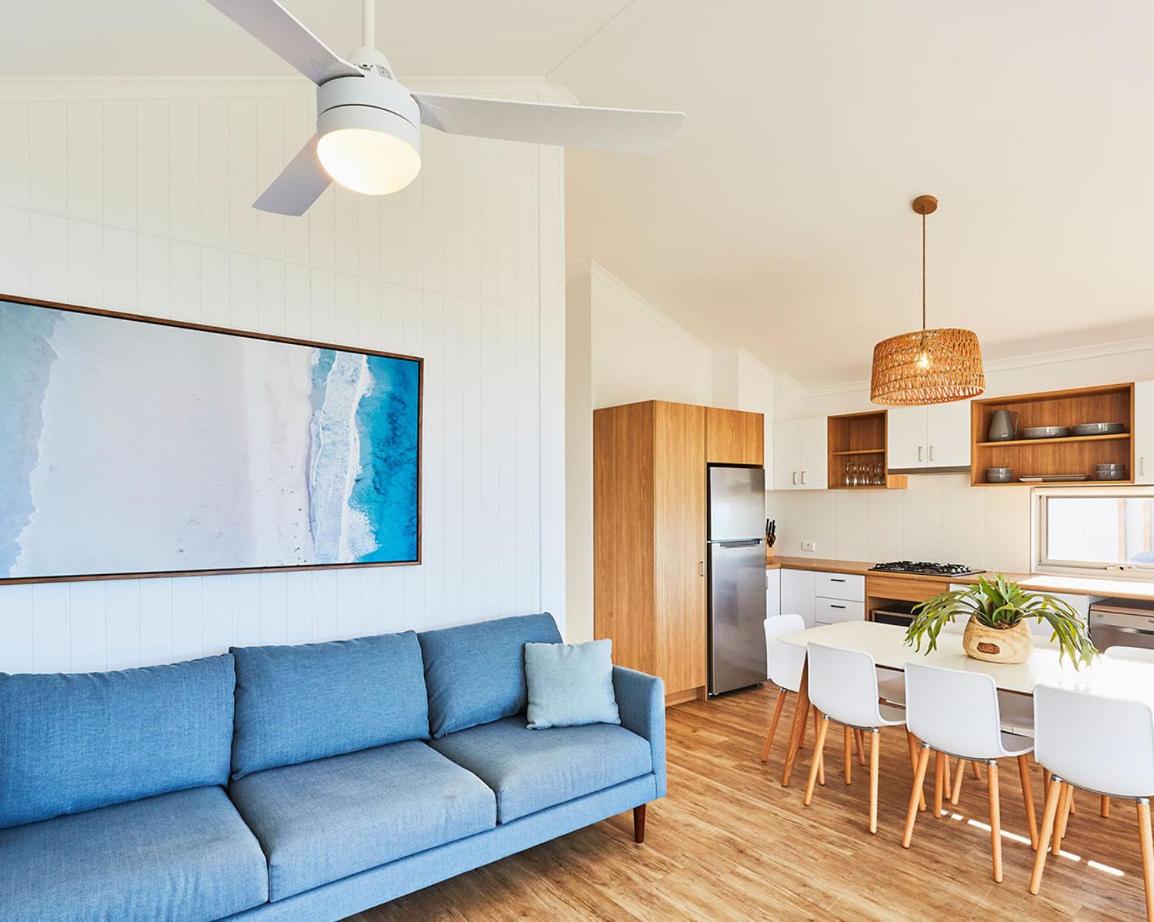 Three-Bedroom Villa photo 2