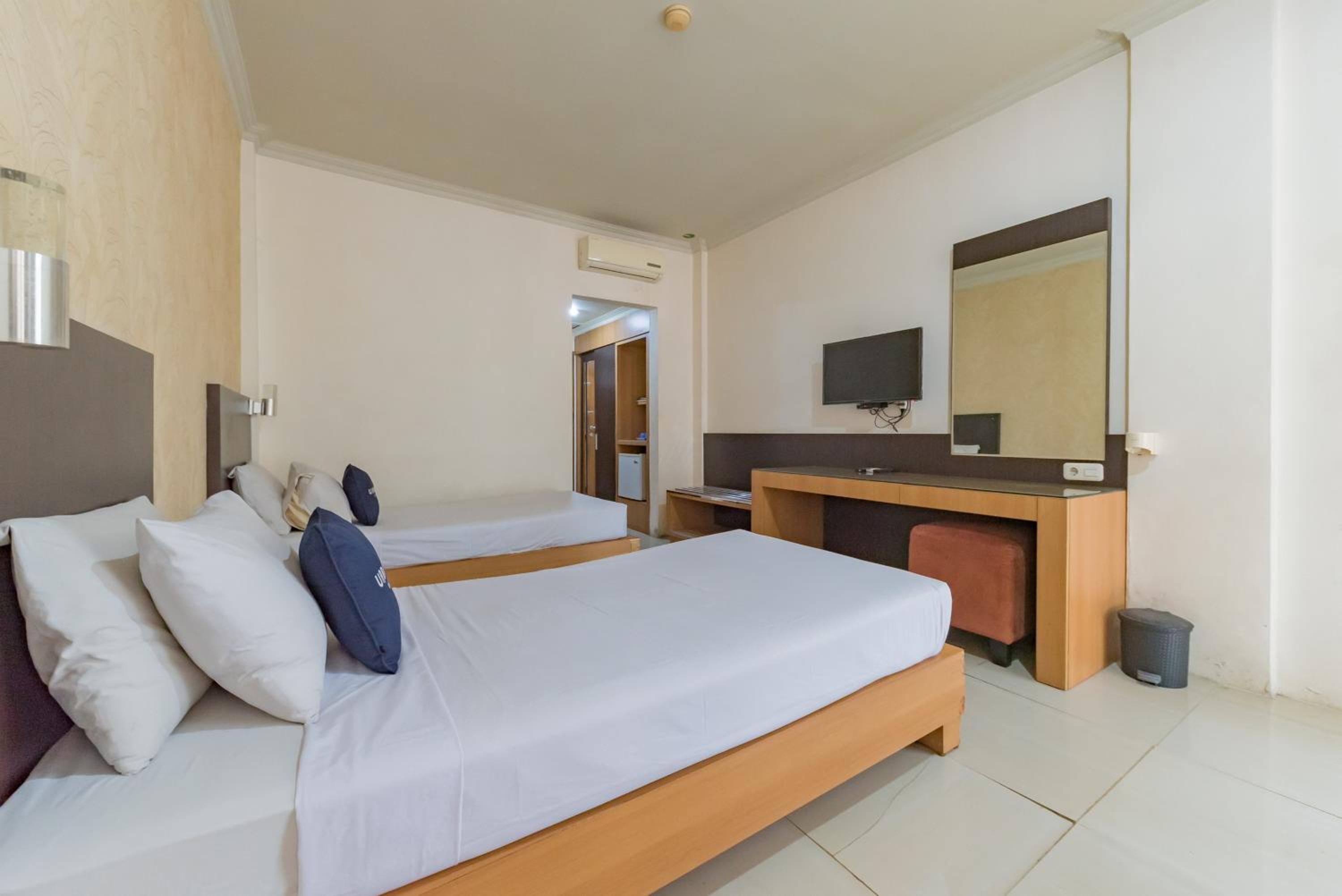 Superior Twin Room - Photo 7